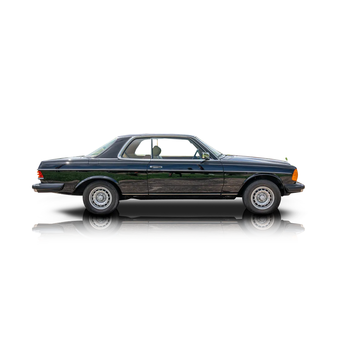 1982 Mercedes Benz 300CD - Passenger side