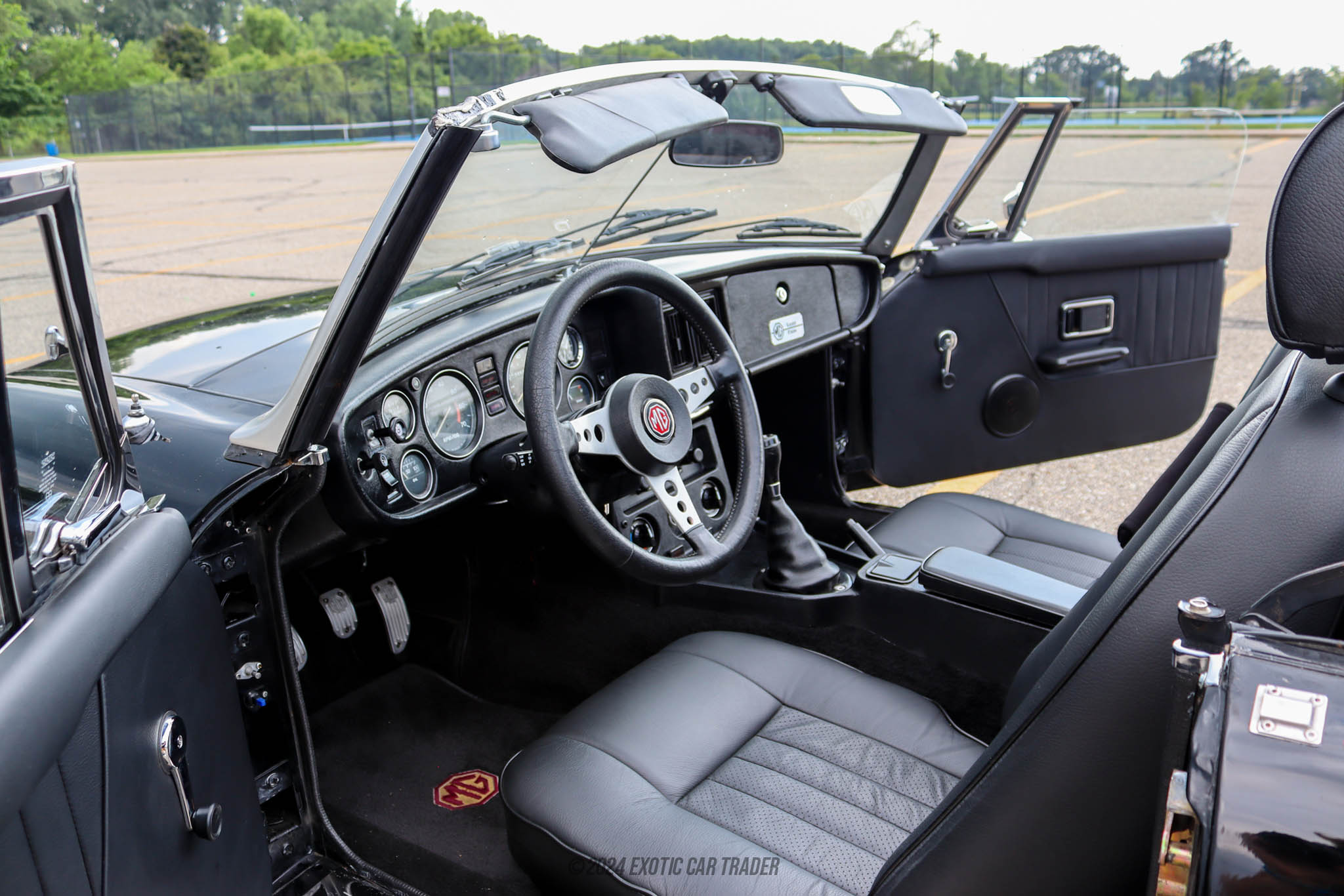 1980 MG MGB - Interior Photo