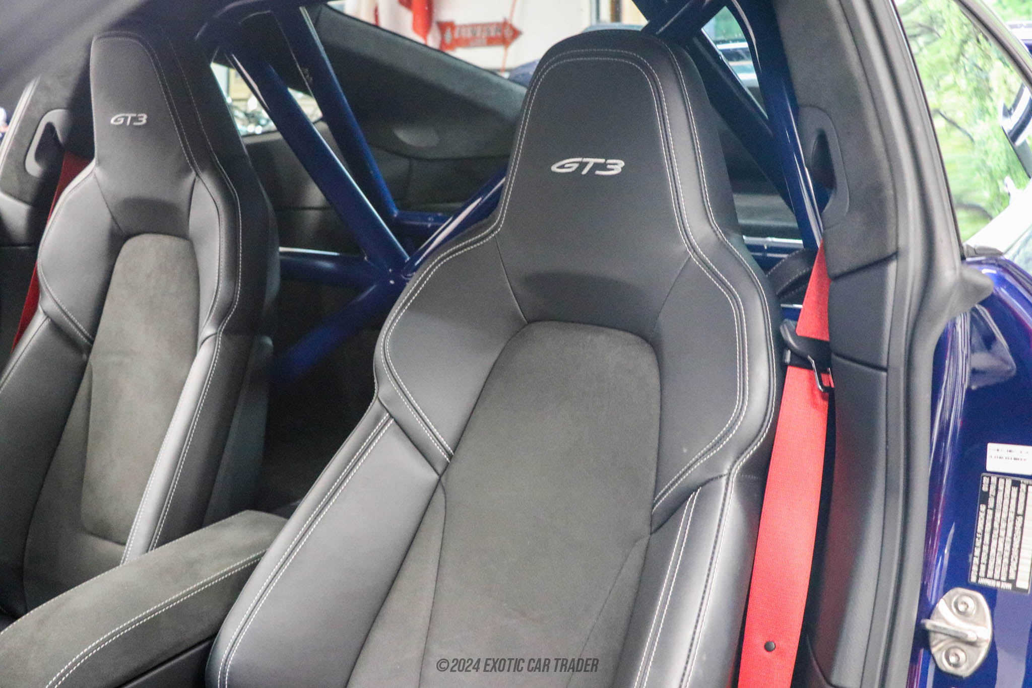 2022 Porsche 911 - Interior Photo