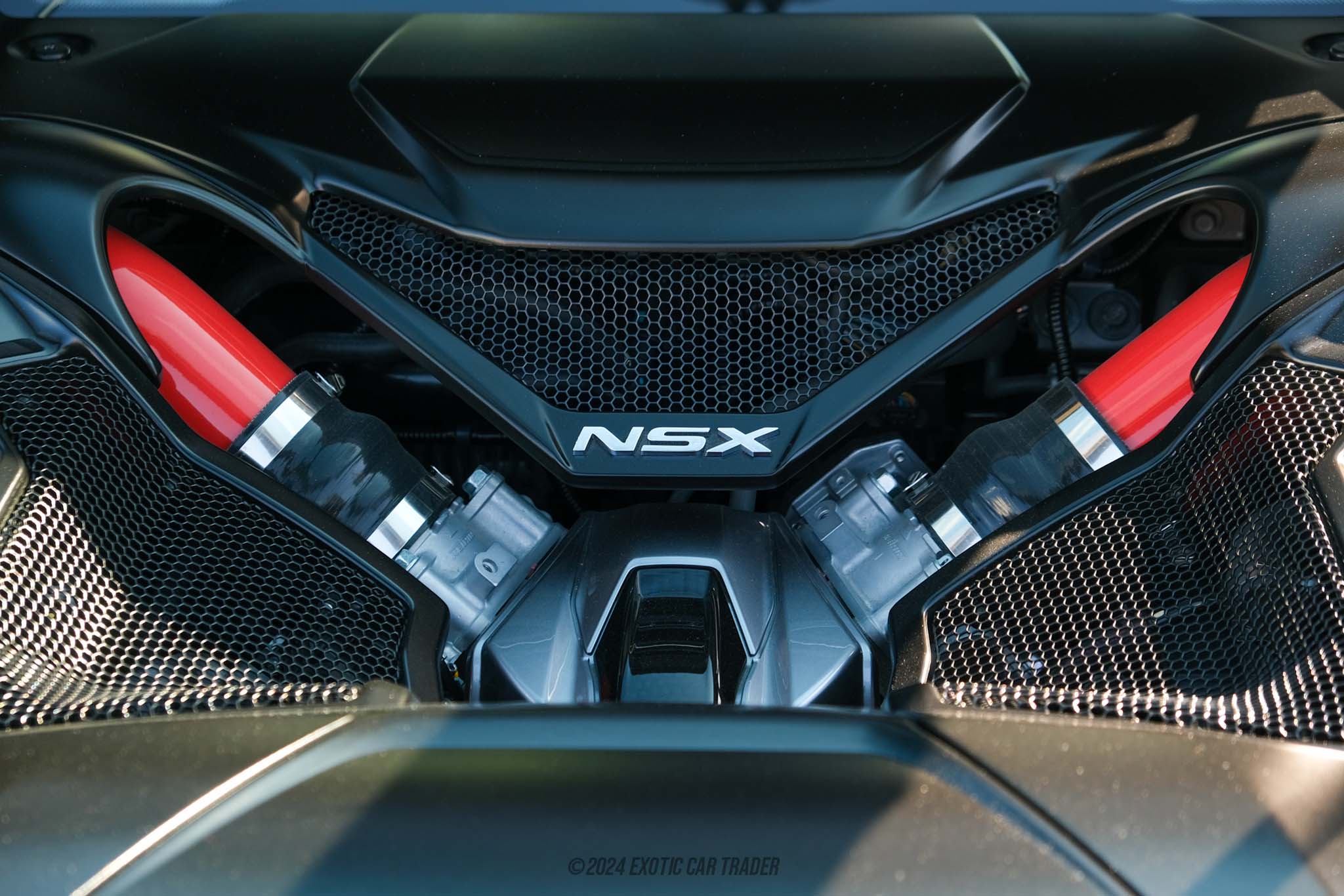 2017 Acura NSX - Engine Photo