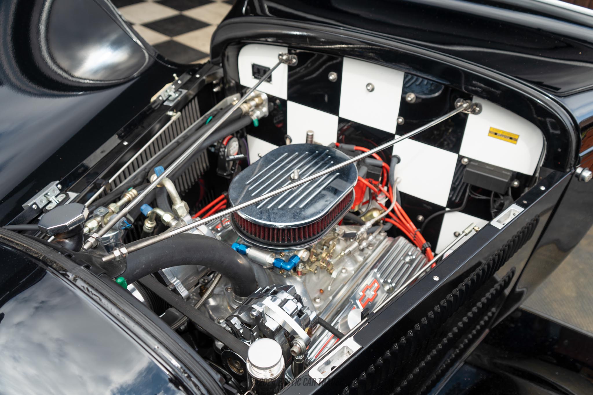 1932 Ford Model B - Engine Photo