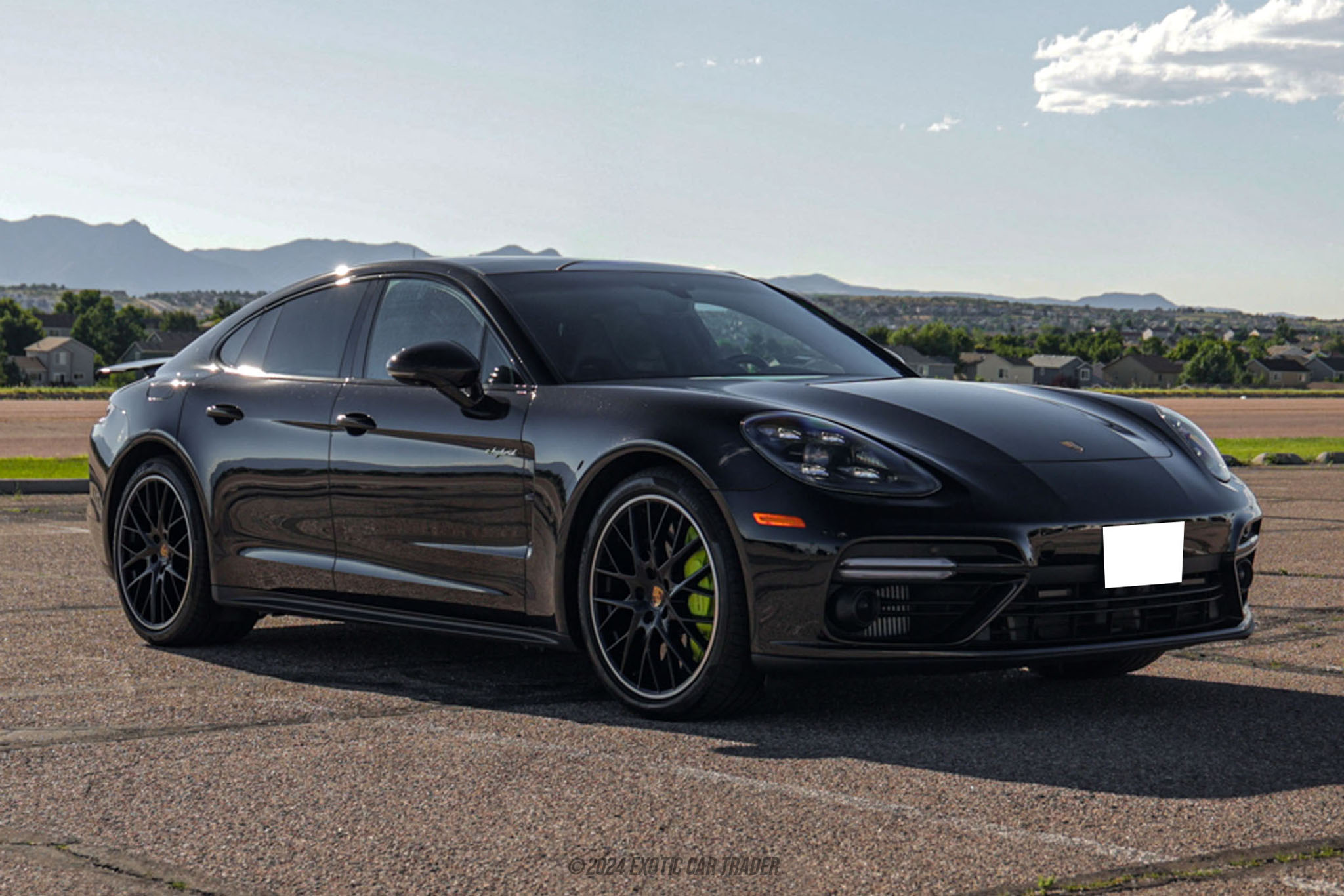 2019 Porsche Panamera - Overview Photo