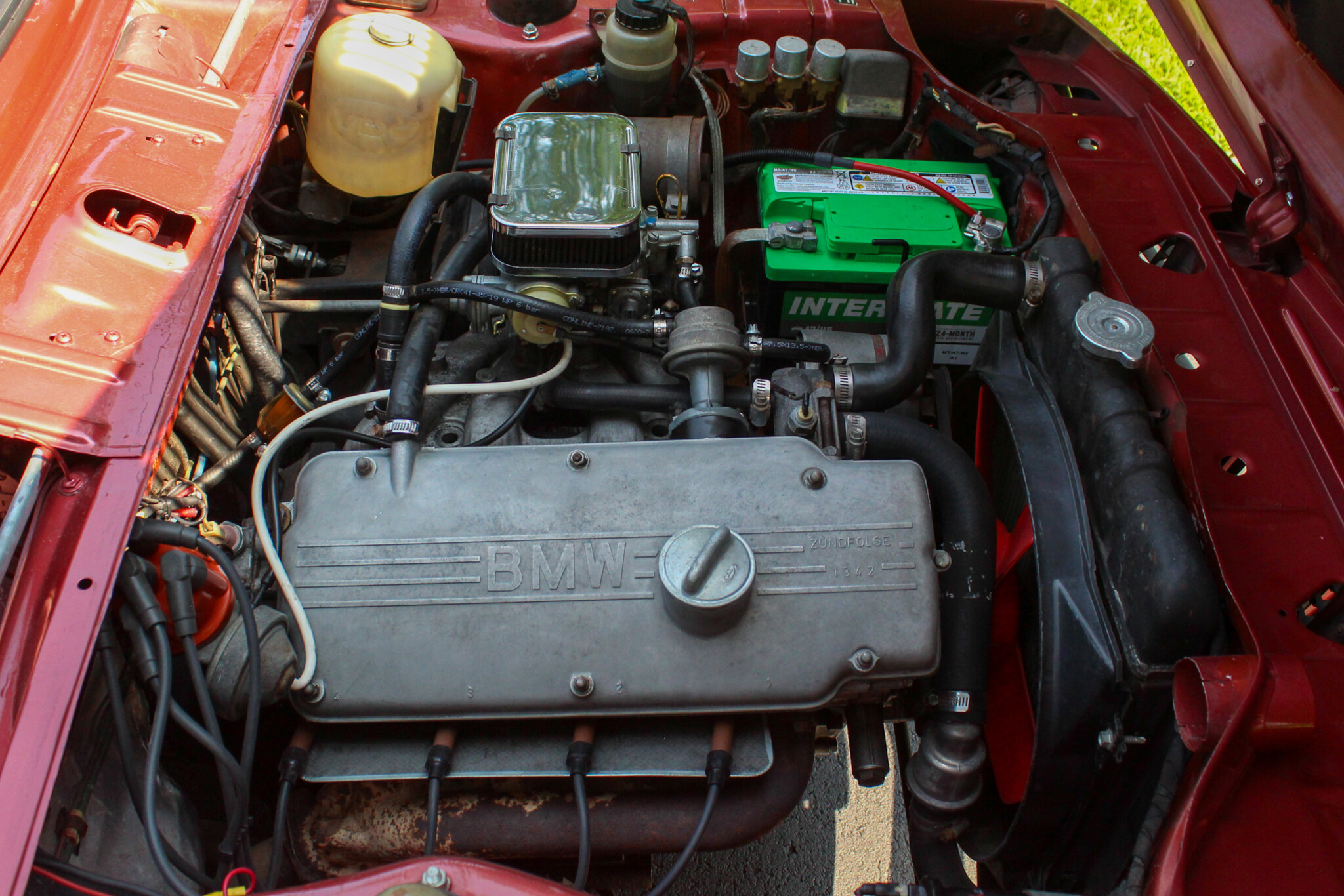 1975 BMW 2002 - Engine Photo
