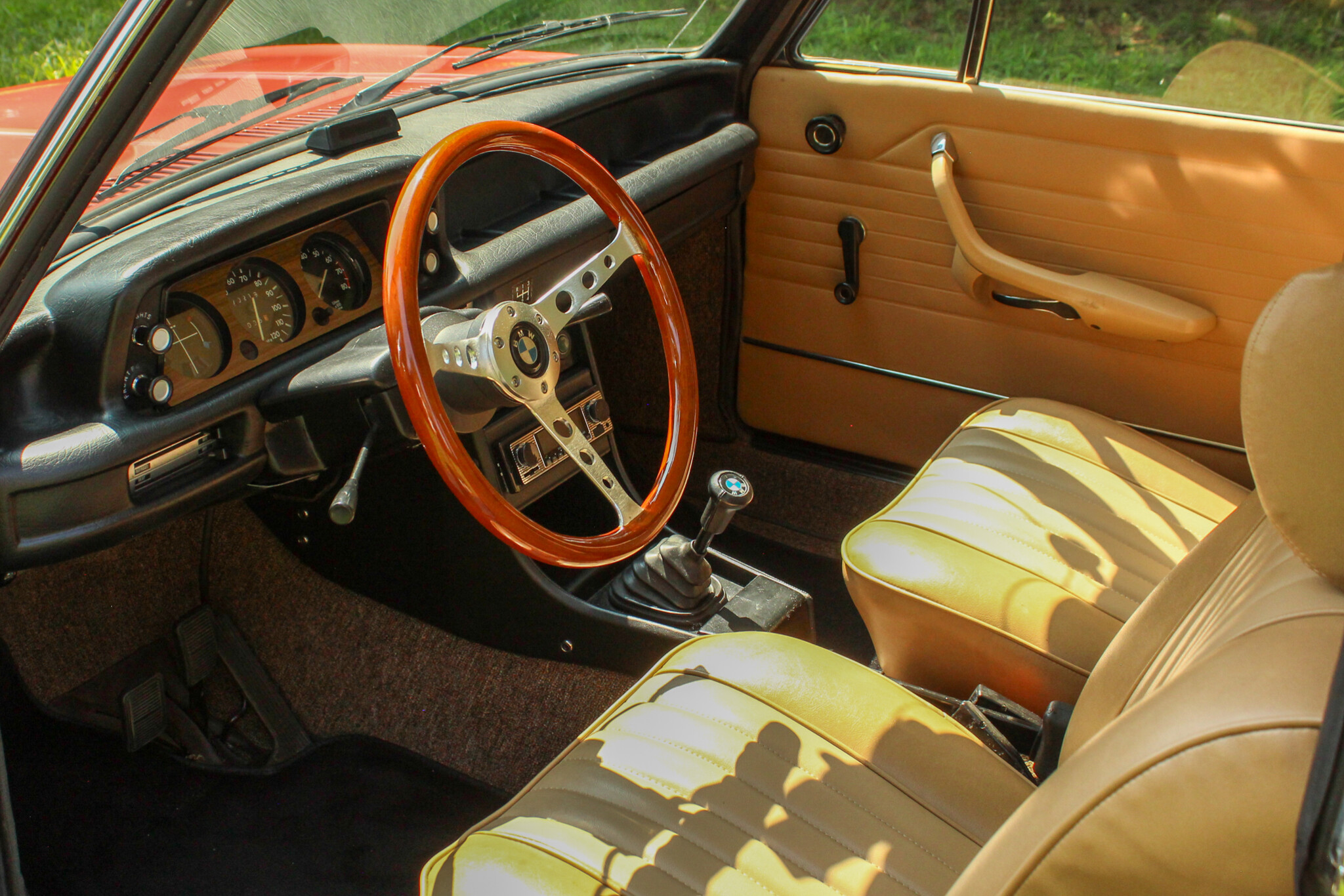 1975 BMW 2002 - Interior Photo
