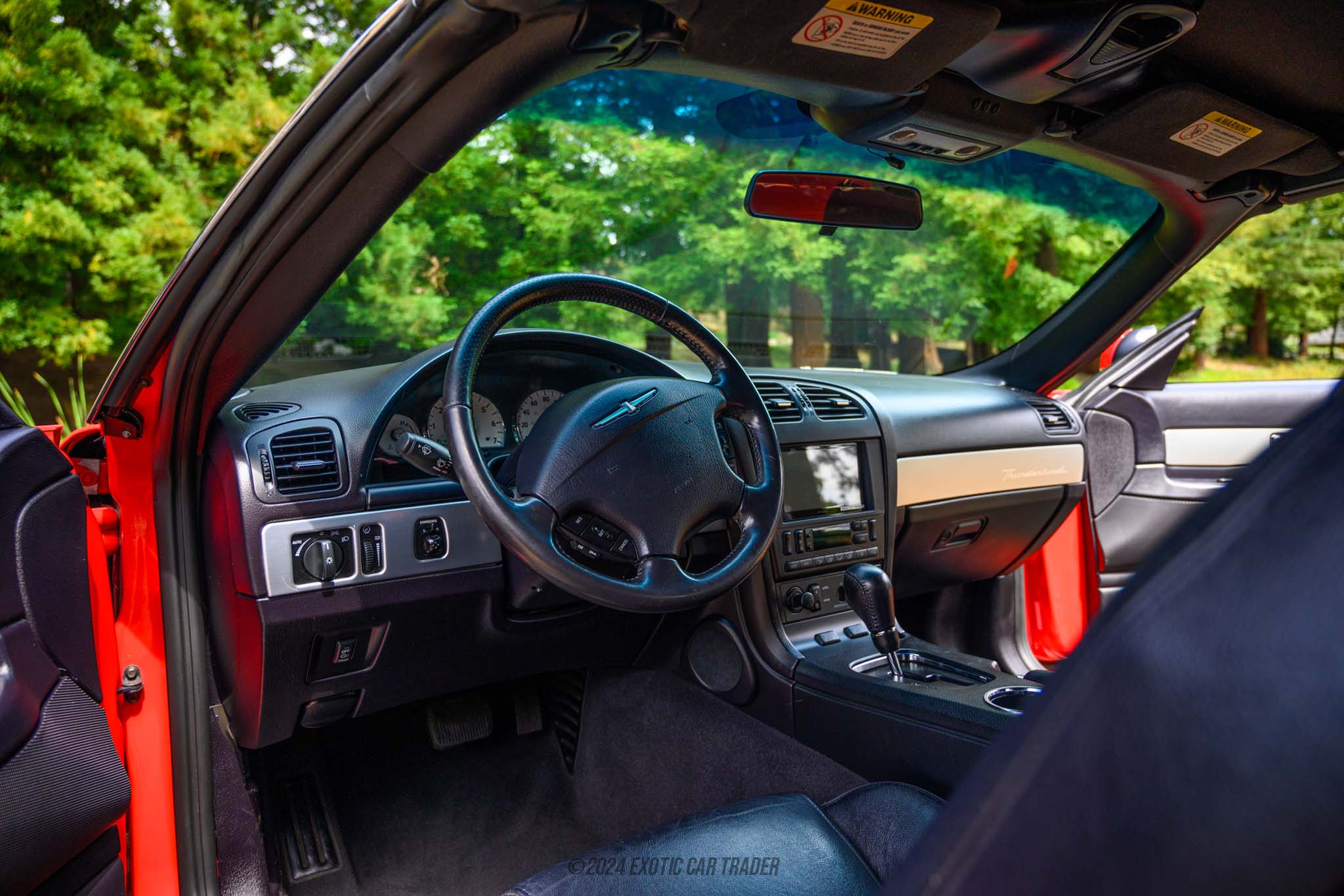 2005 Ford Thunderbird - Interior Photo