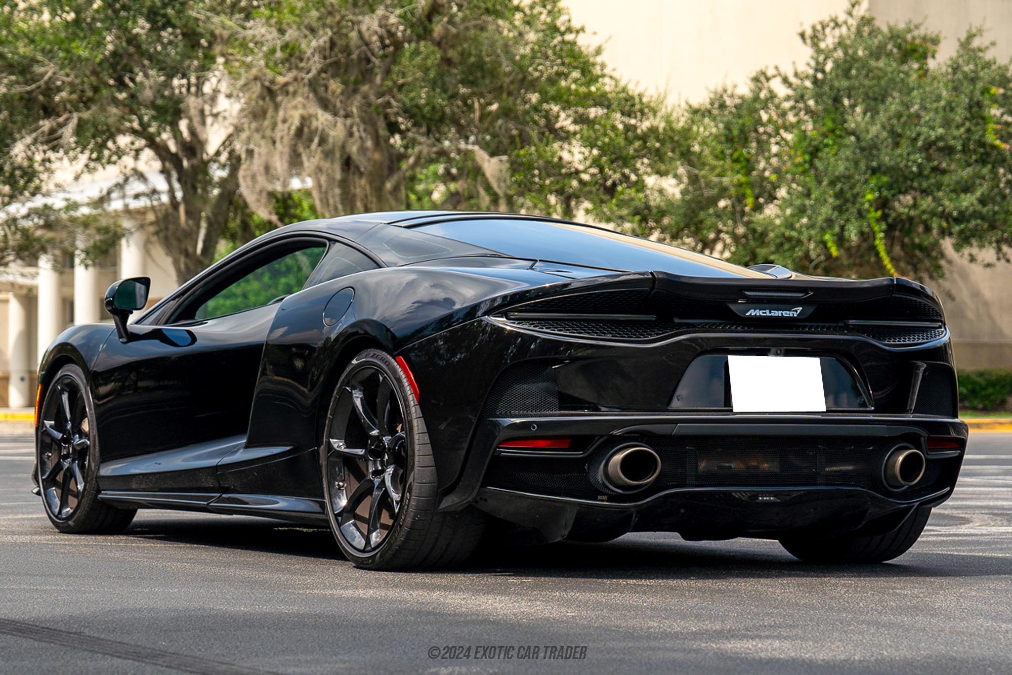 2020 McLaren GT - Engine Photo