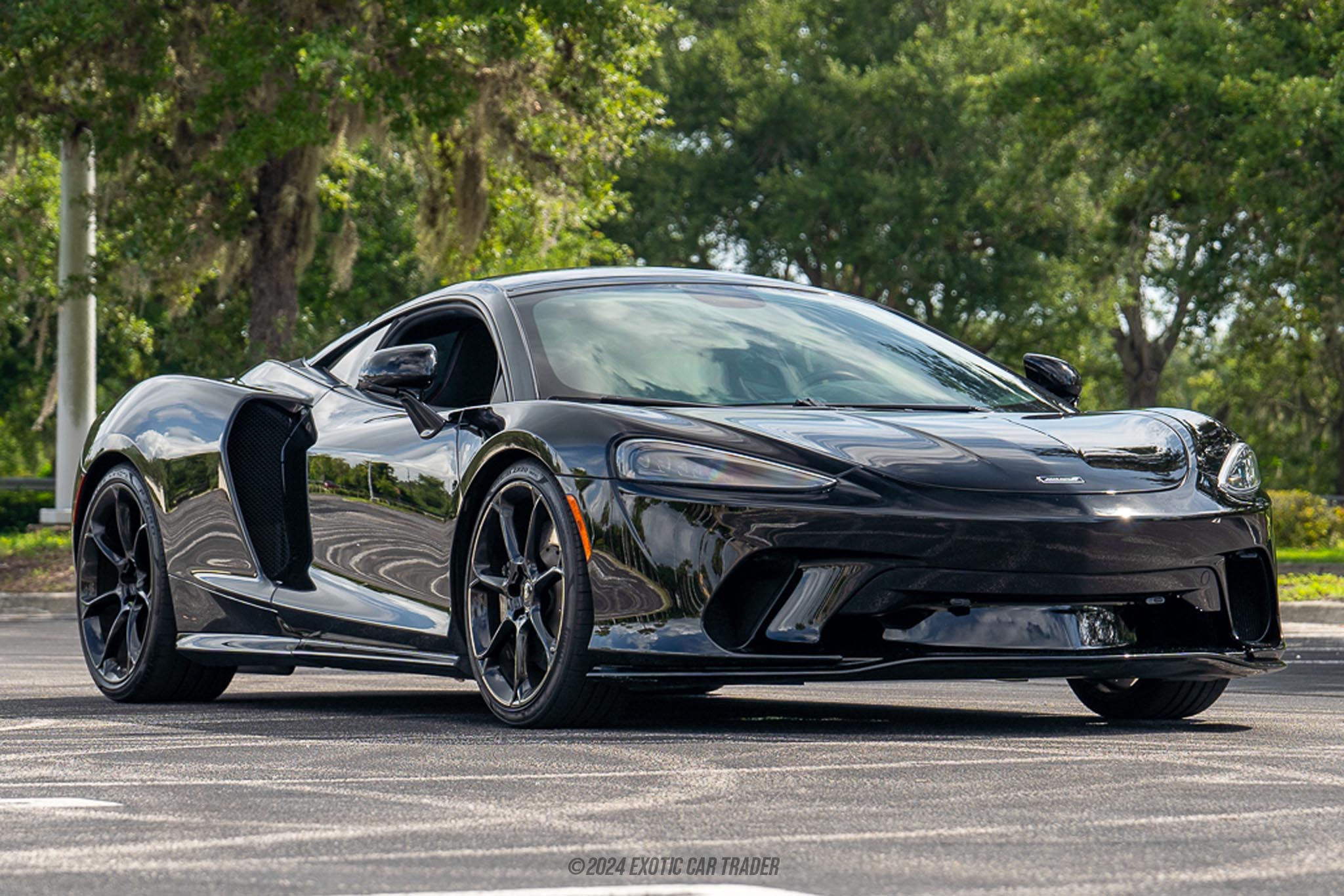 2020 McLaren GT - Overview Photo