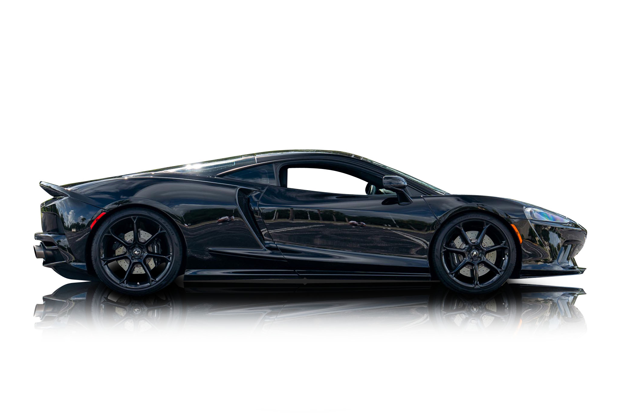 2020 McLaren GT - Passenger side