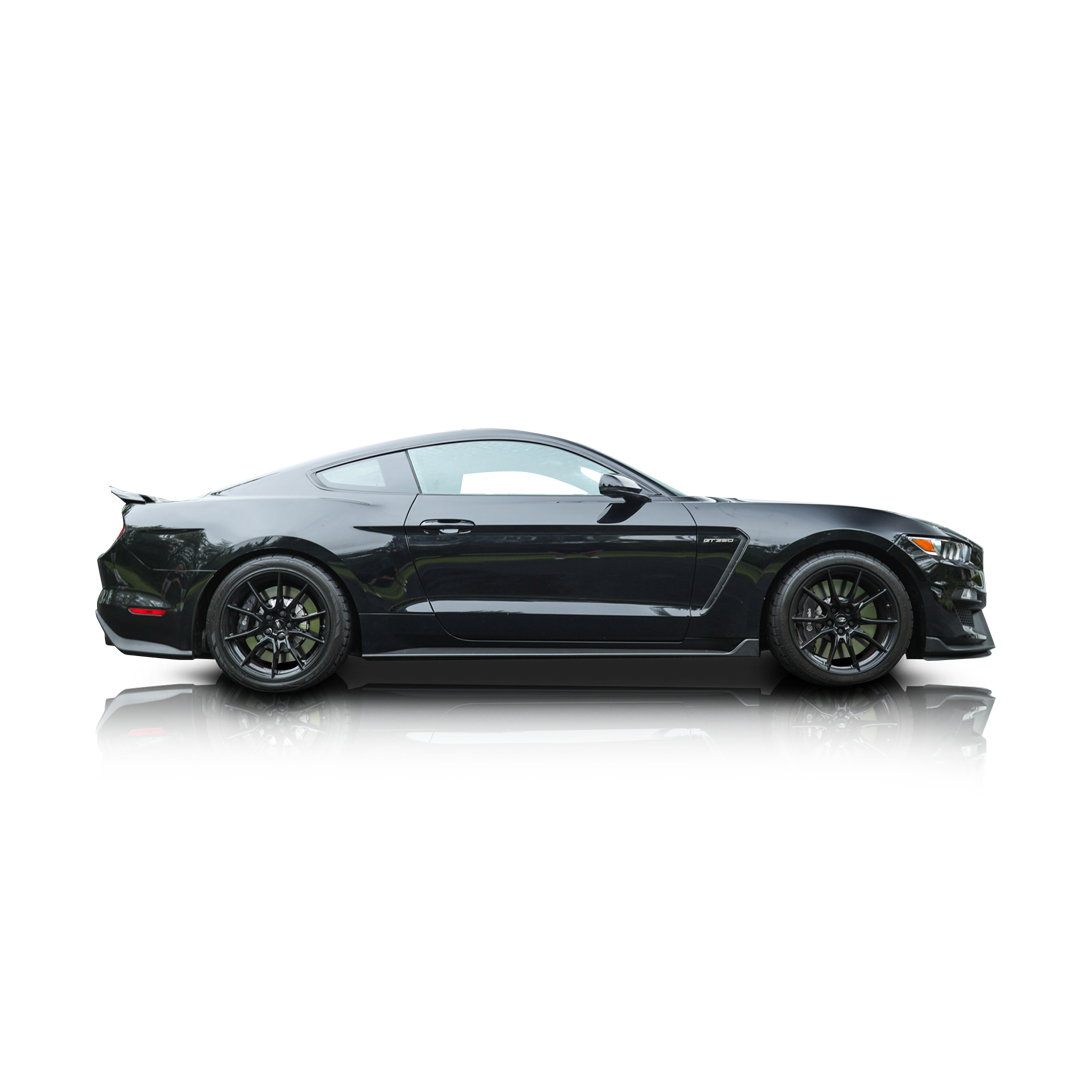 2020 Ford Mustang - Passenger side