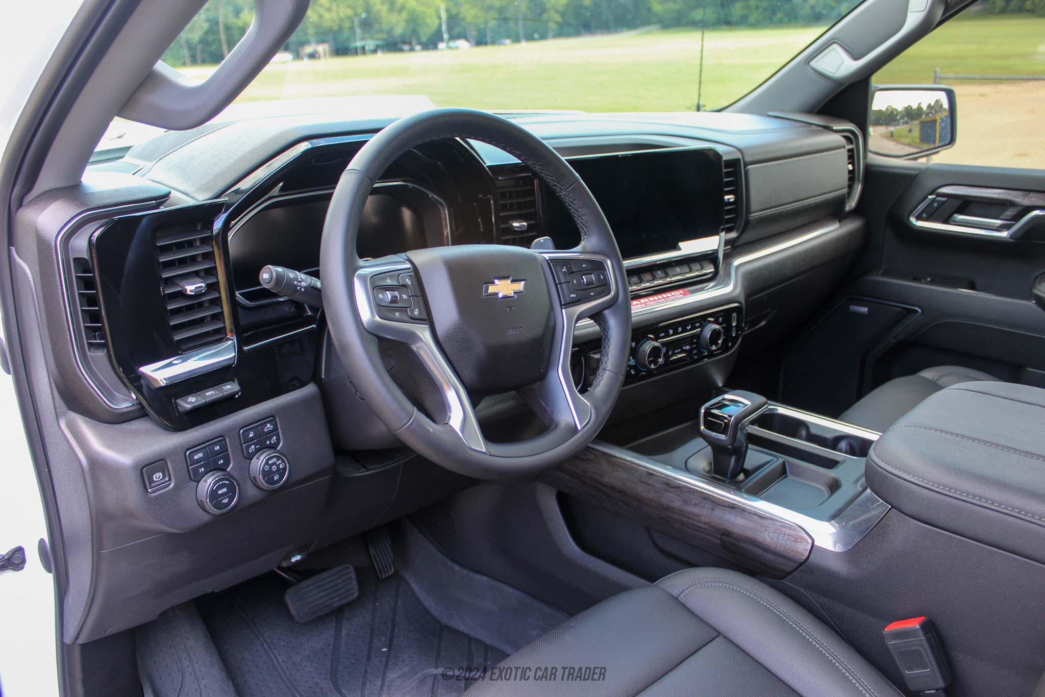 2023 Chevrolet Silverado - Interior Photo