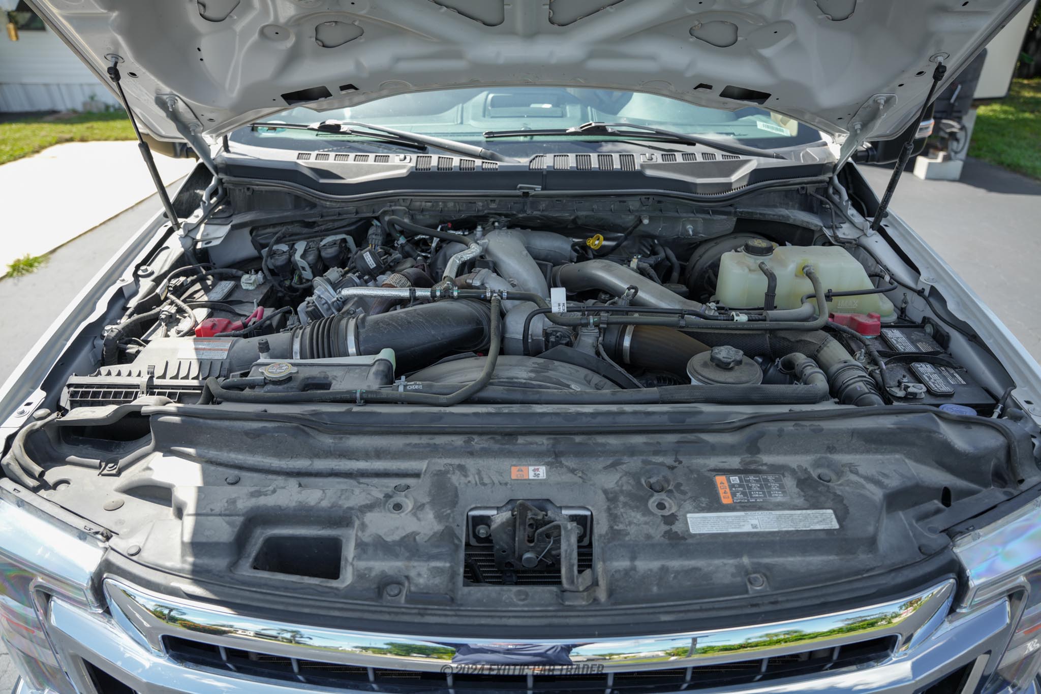 2022 Ford F-350 - Engine Photo