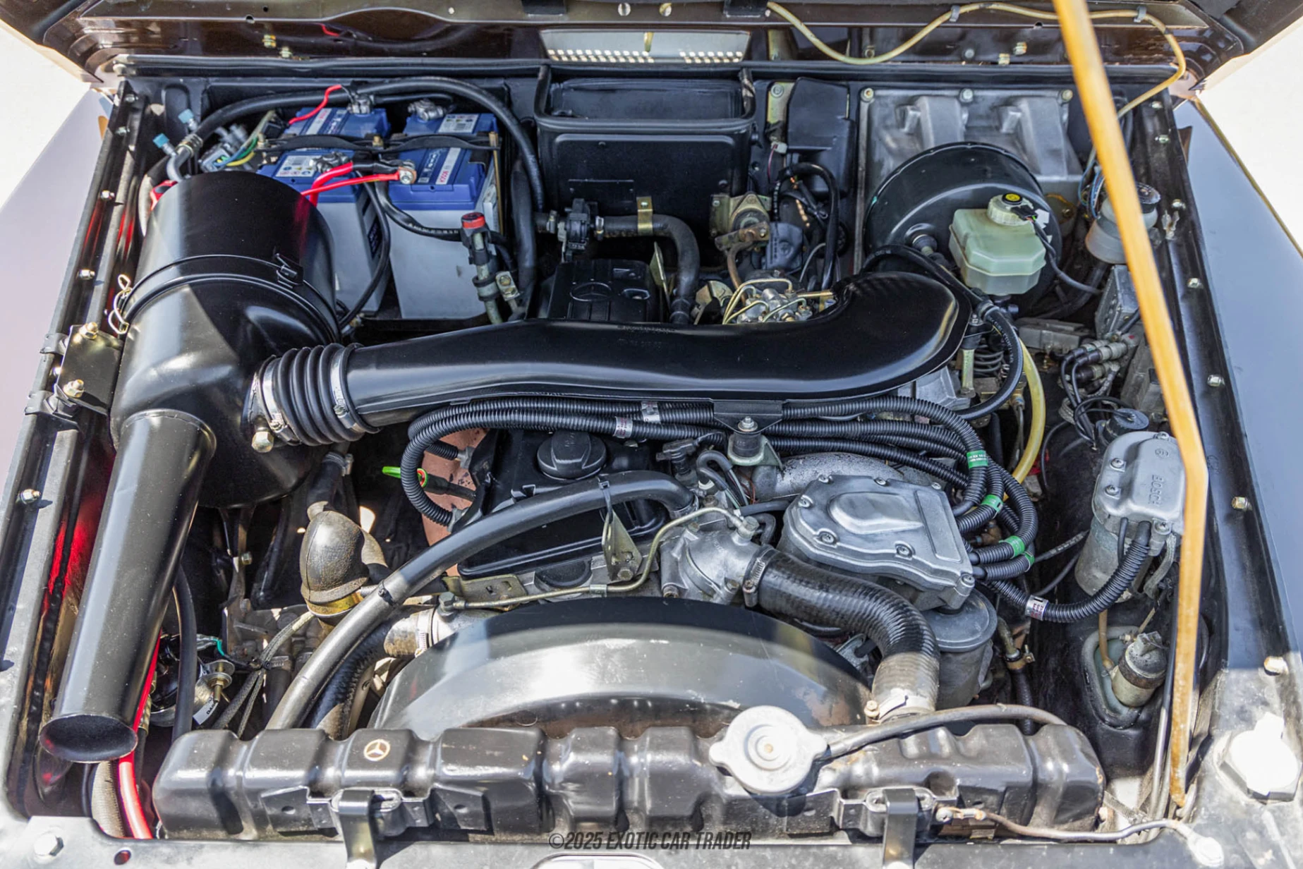 1994 Mercedes-Benz 230GE - Engine Photo