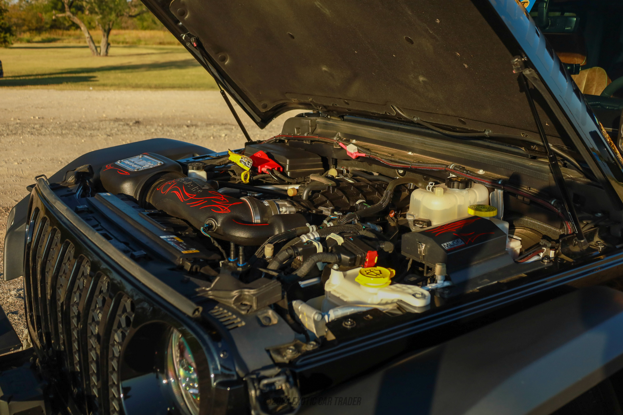 2023 Jeep Gladiator - Engine Photo