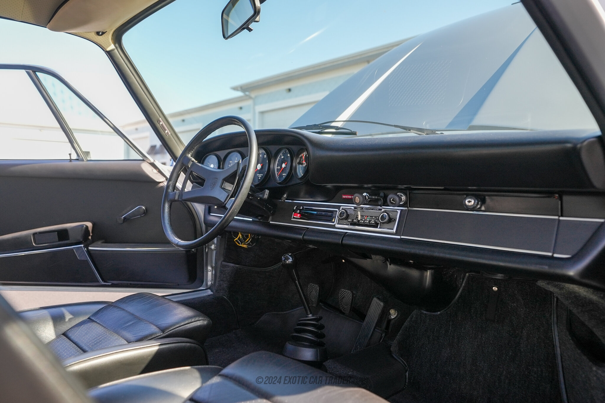 1973 Porsche 911 - Interior Photo