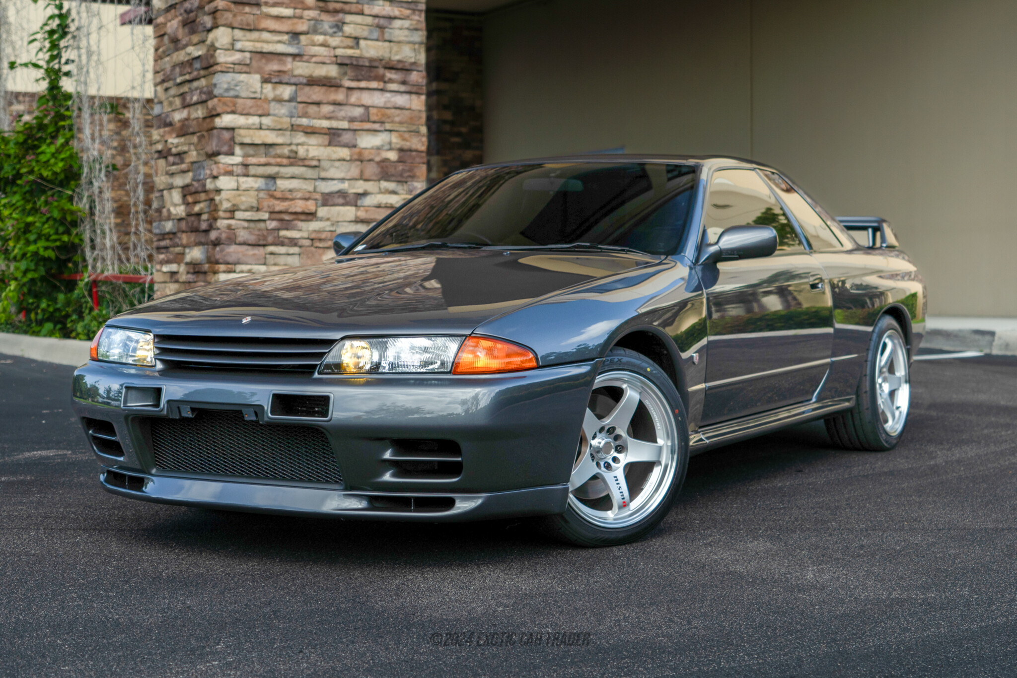 1993 Nissan Skyline GT-R - Overview Photo