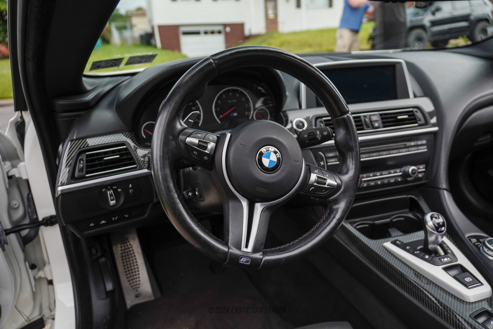 2015 BMW M6 - Interior Photo