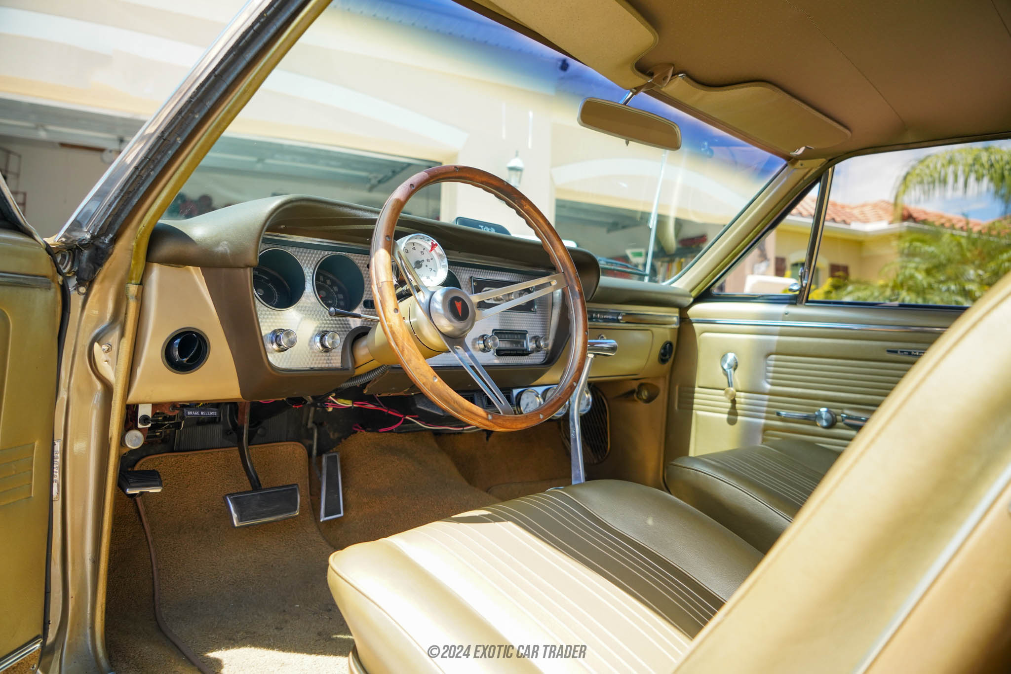 1967 Pontiac LeMans - Interior Photo