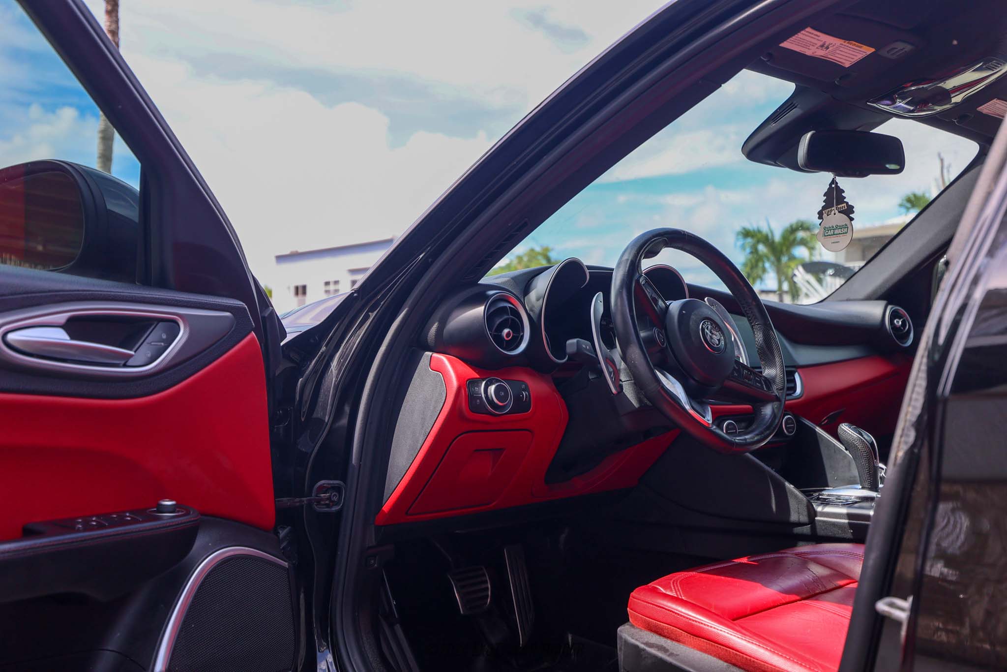 Alfa Romeo Giulia Alfa Romeo Giulia - Interior