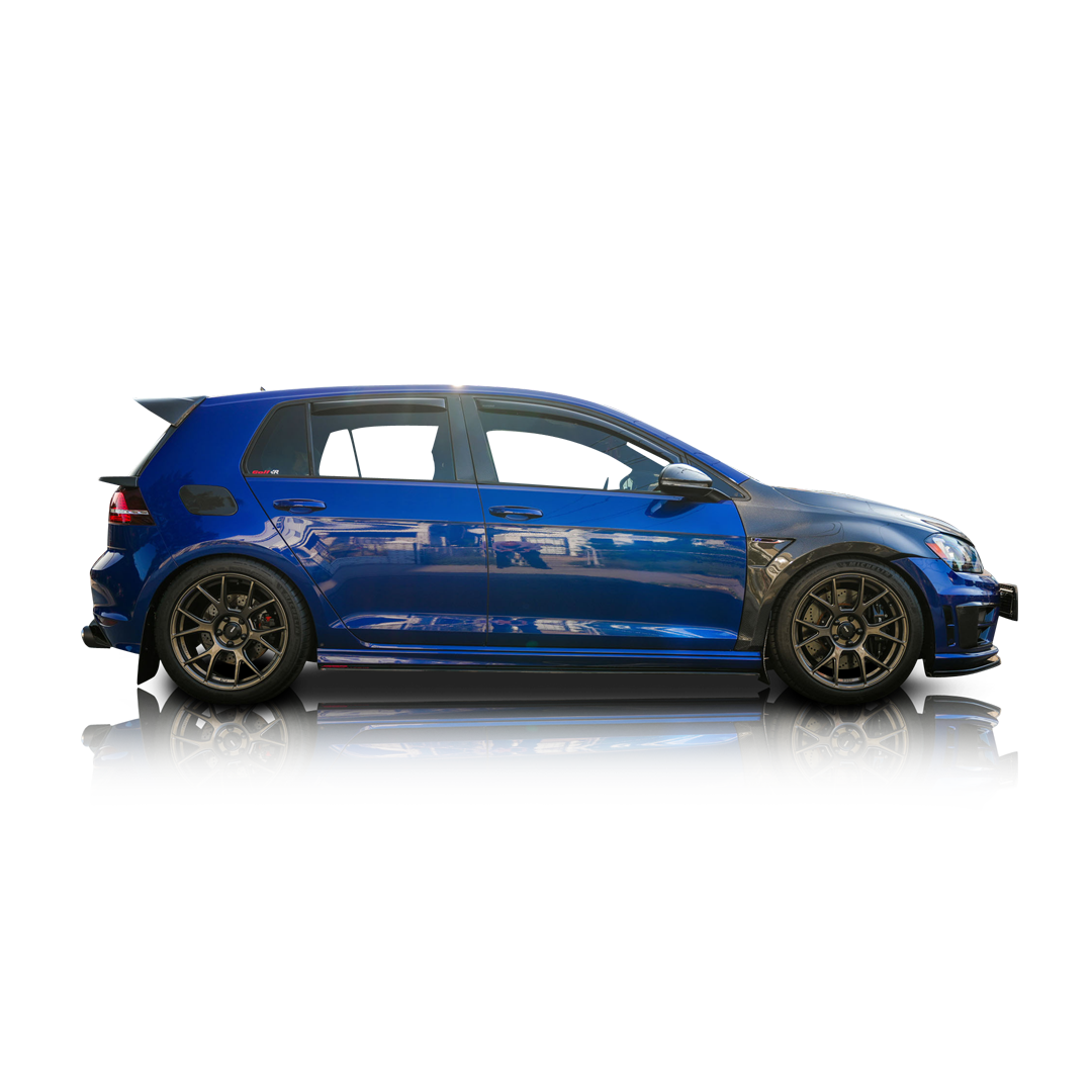 2016 Volkswagen Golf R - Passenger side