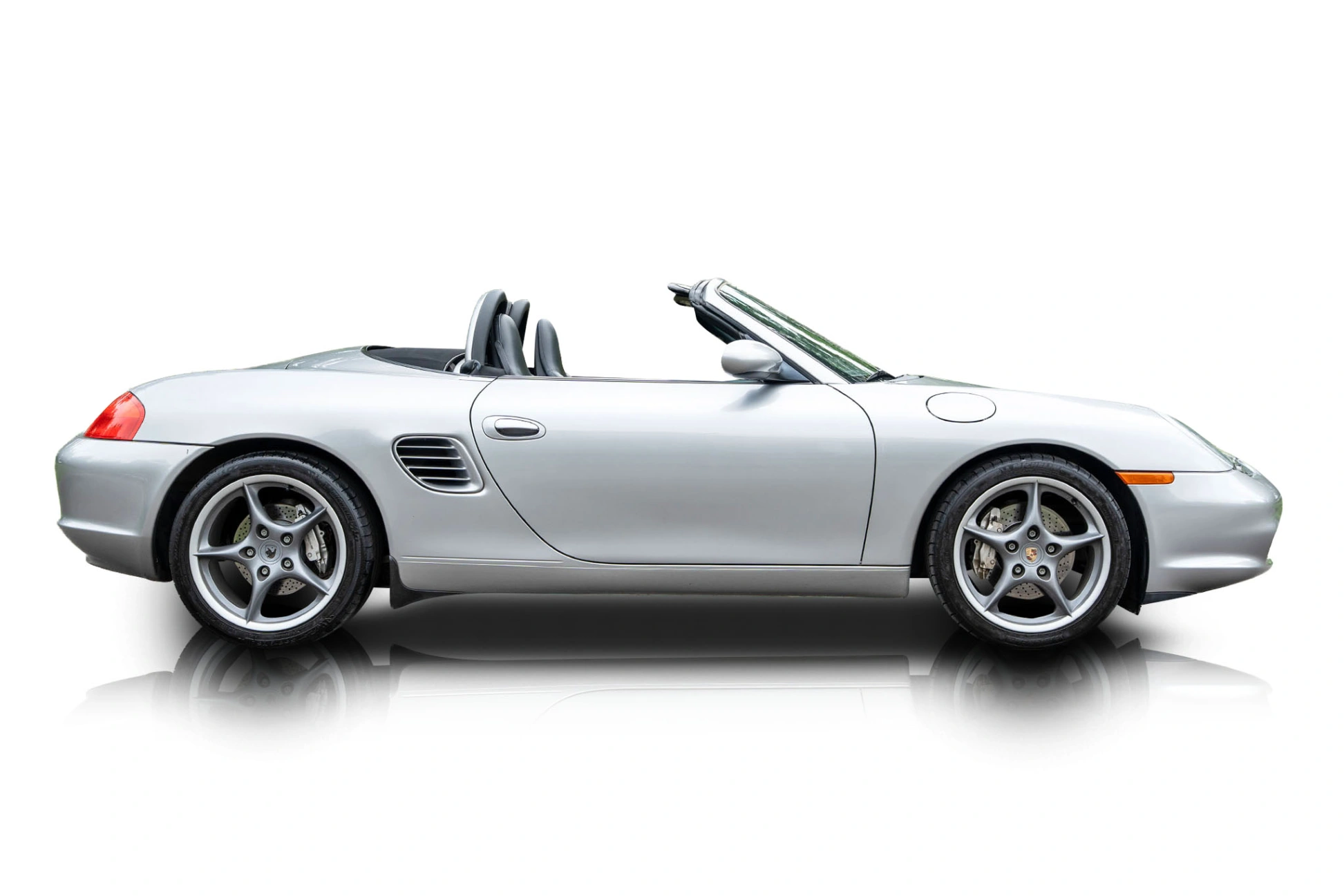 Passenger side photo of 2004 Porsche Boxster