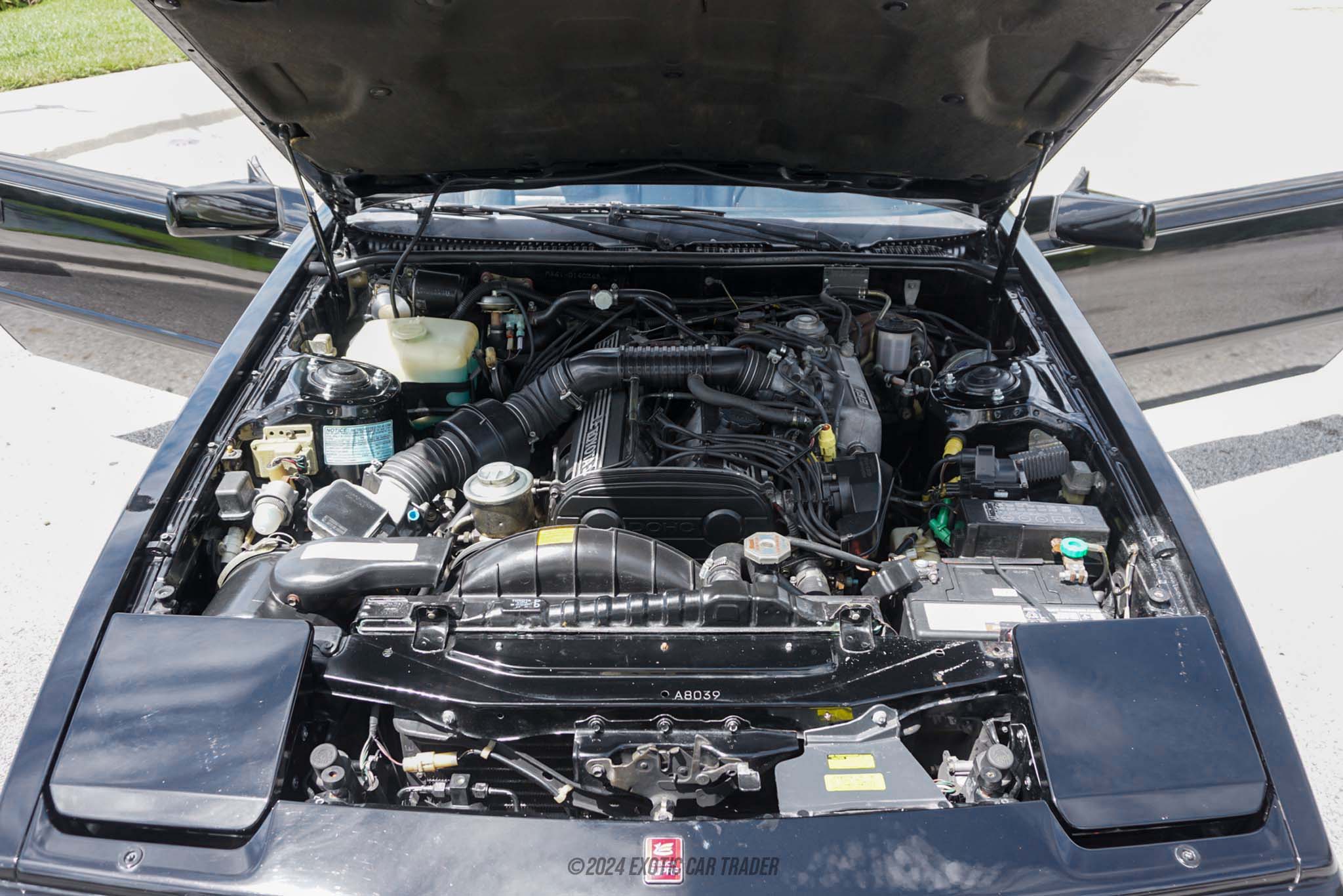 1985 Toyota Celica Supra - Engine Photo