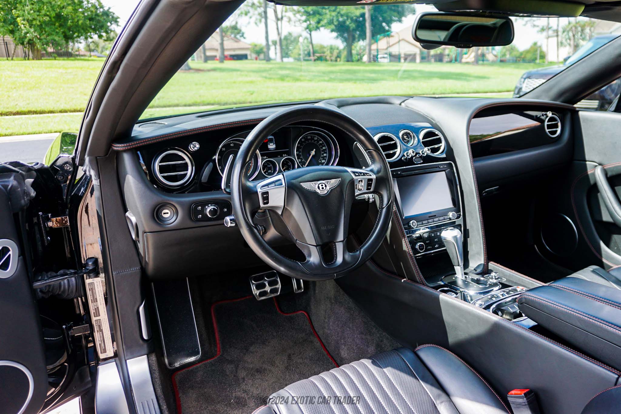 2017 Bentley Continental GT - Interior Photo