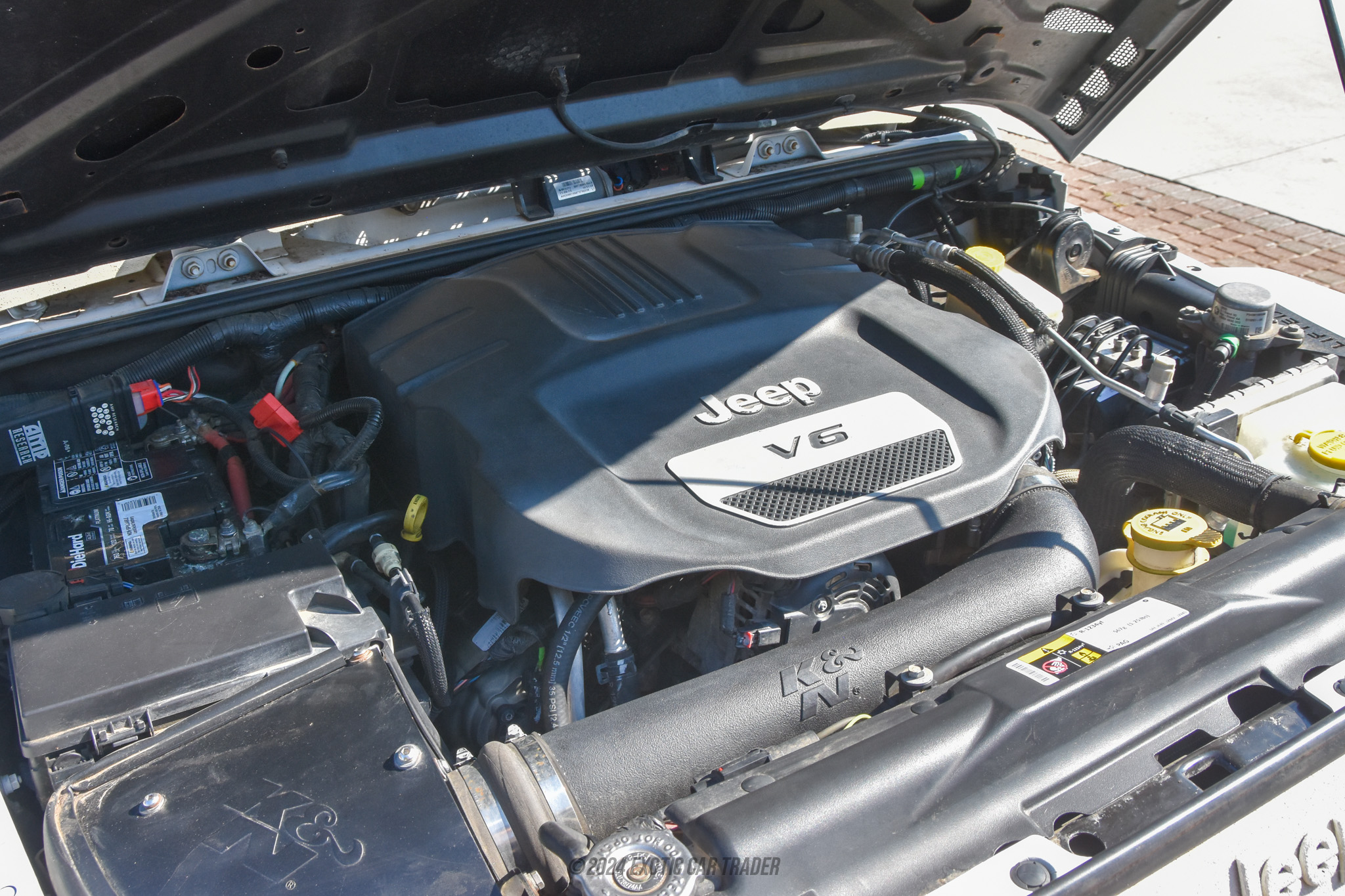 2016 Jeep Wrangler - Engine Photo
