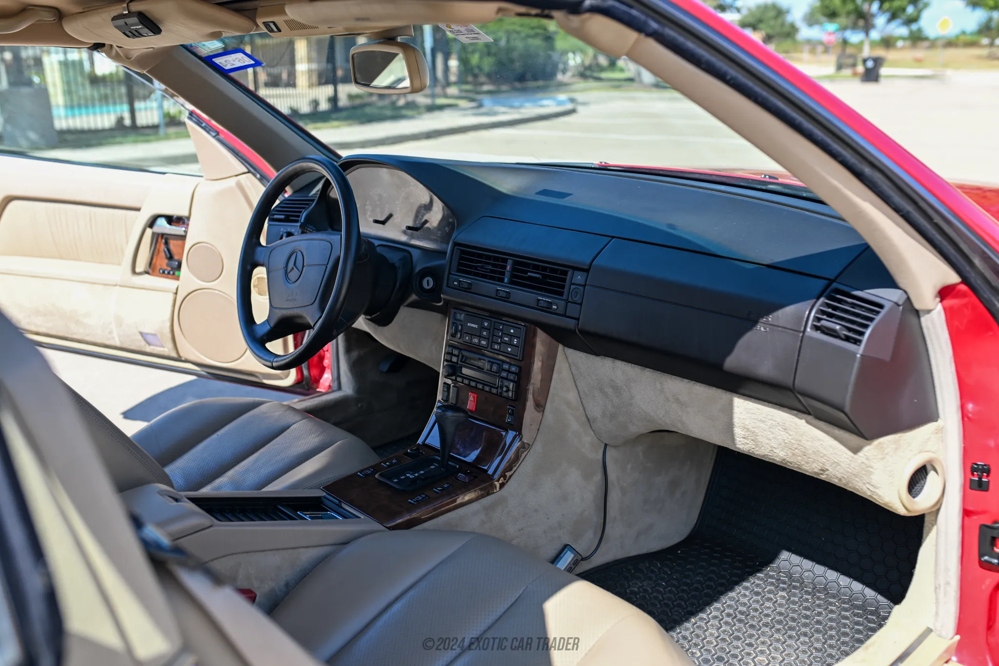 1994 Mercedes-Benz SL320 - Interior Photo