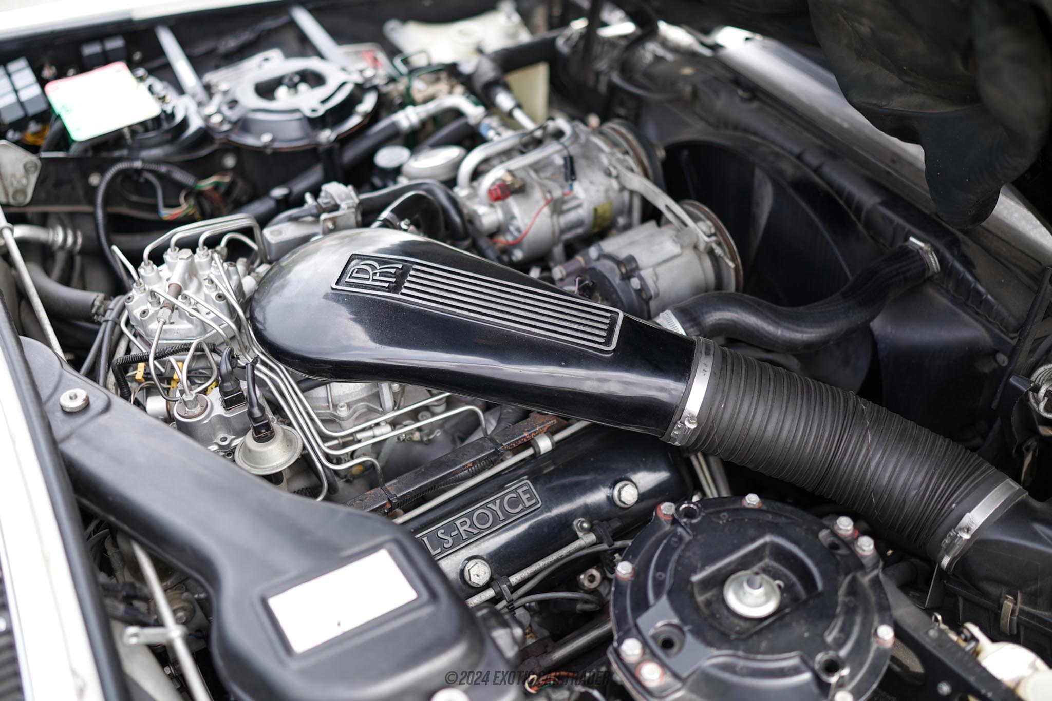 1988 Rolls-Royce Silver Spur - Engine Photo