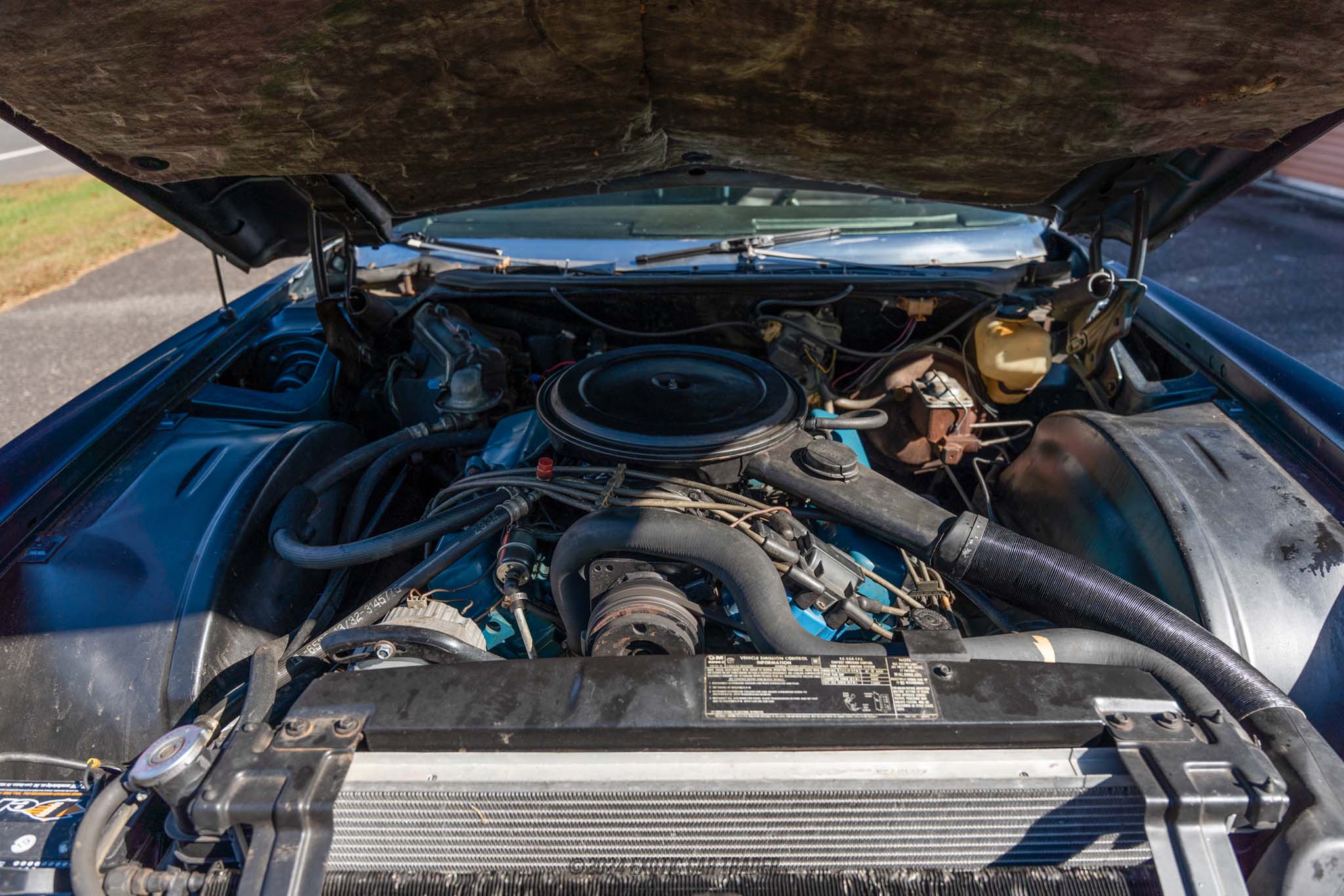 1975 Cadillac Eldorado - Engine Photo