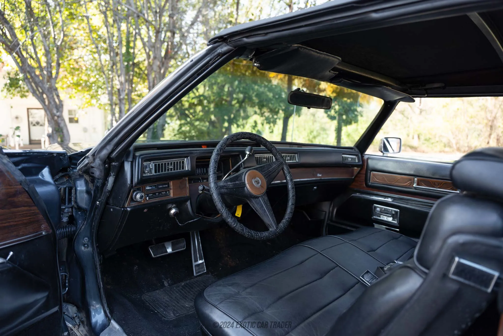 1975 Cadillac Eldorado - Interior Photo