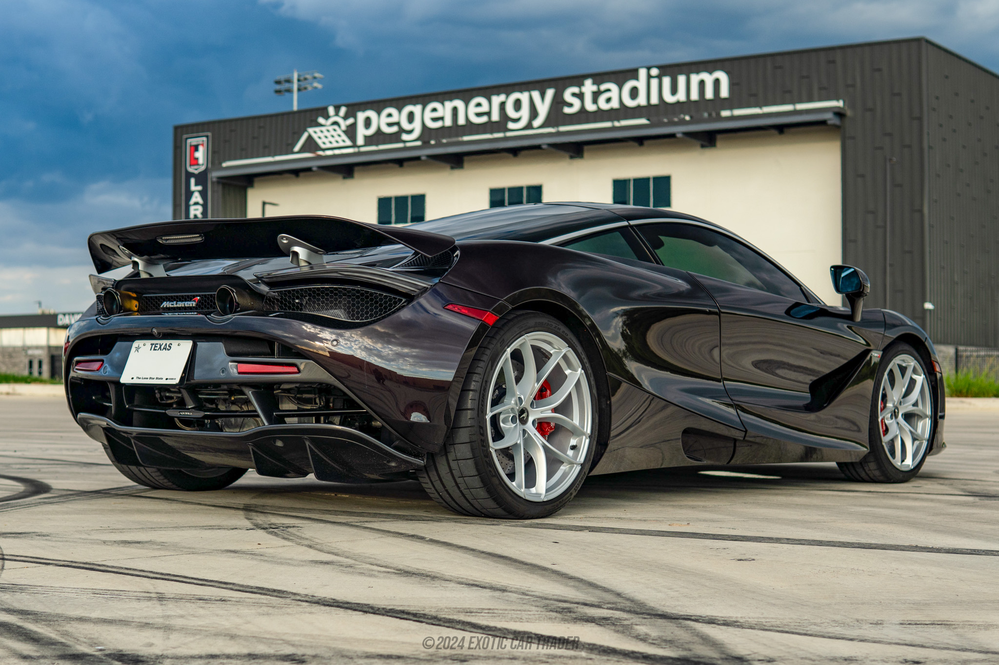 2018 McLaren 720S - Engine Photo