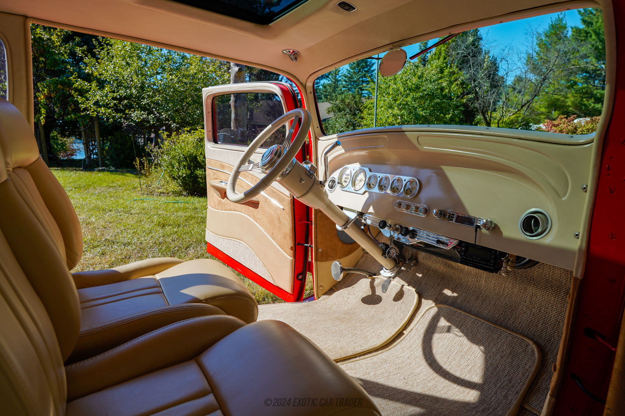 1934 Chevrolet Master Deluxe - Interior Photo