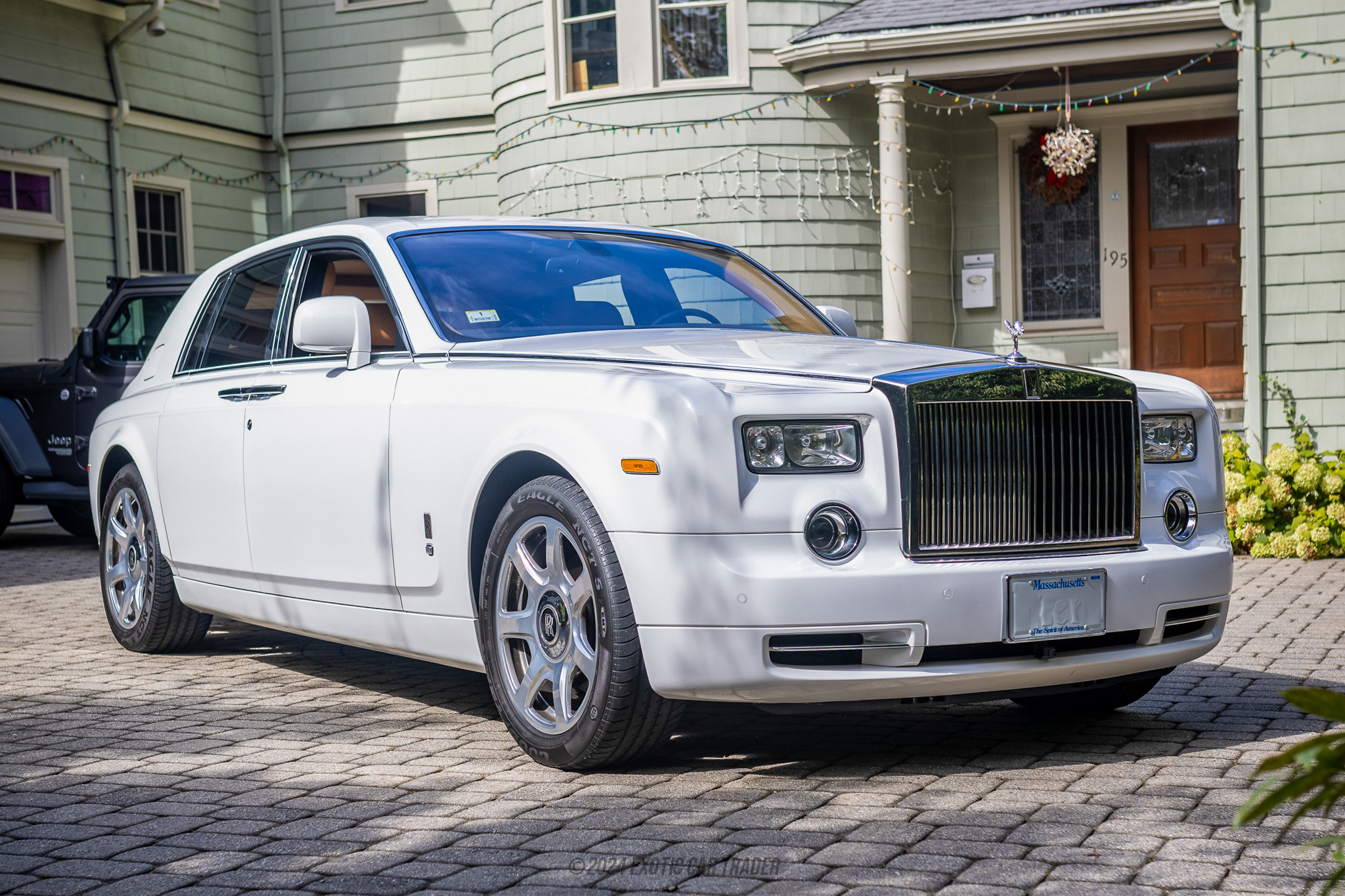 2010 Rolls-Royce Phantom - Overview Photo