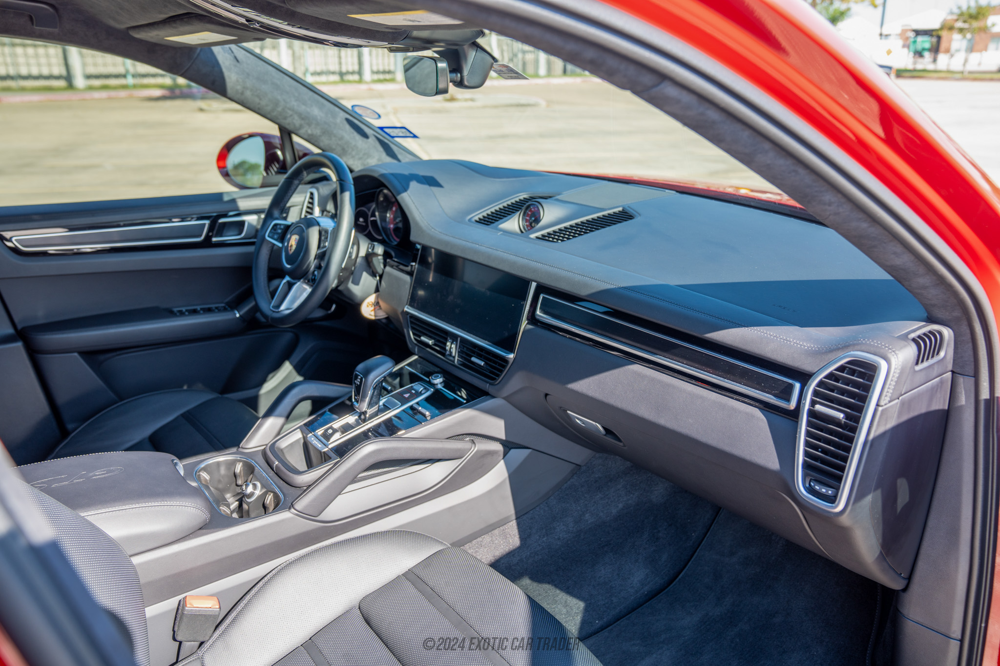2023 Porsche Cayenne - Interior Photo