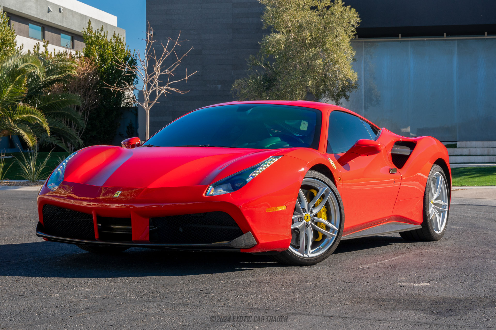 2016 Ferrari 488 GTB - Overview Photo