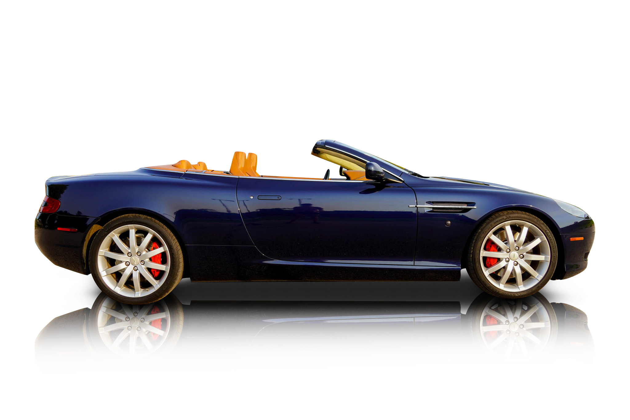 An incredible side shot photo of aAston Martin DB9 that you should buy.