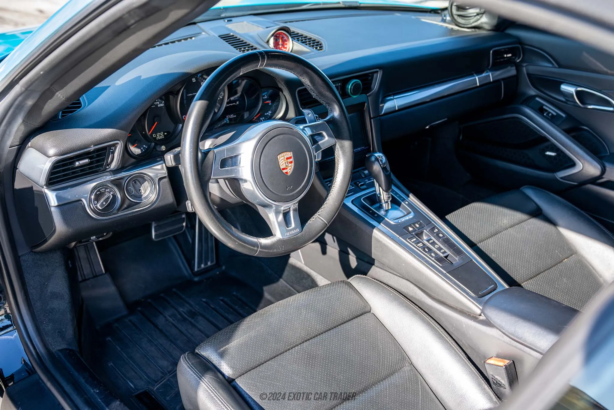 2014 Porsche 911 - Interior Photo