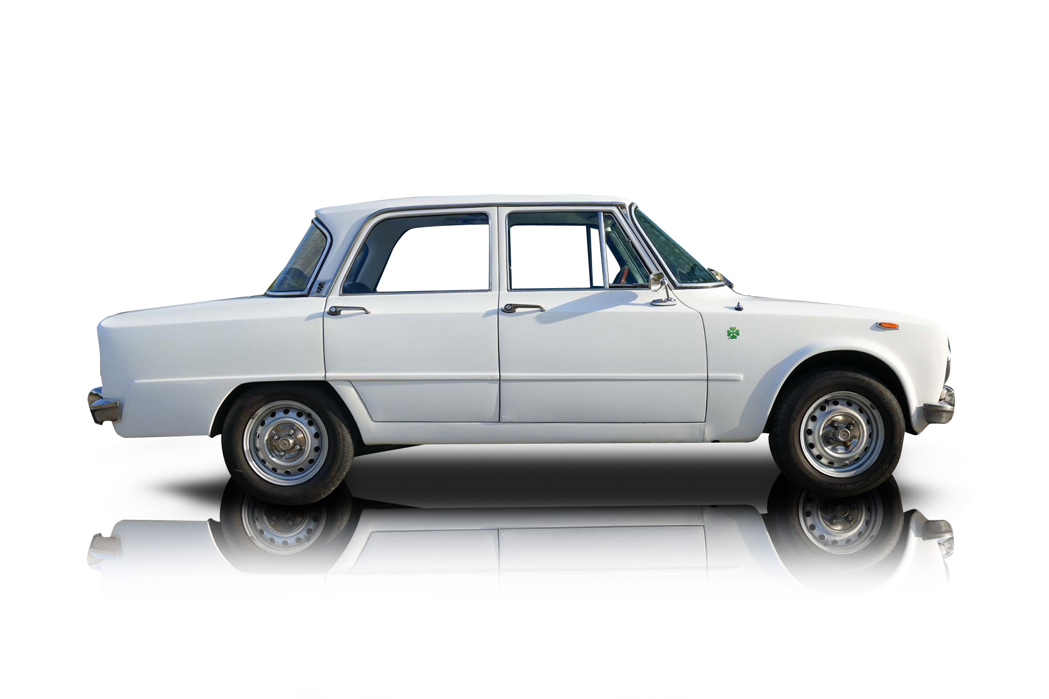 1971 Alfa Romeo Giulia - Passenger side