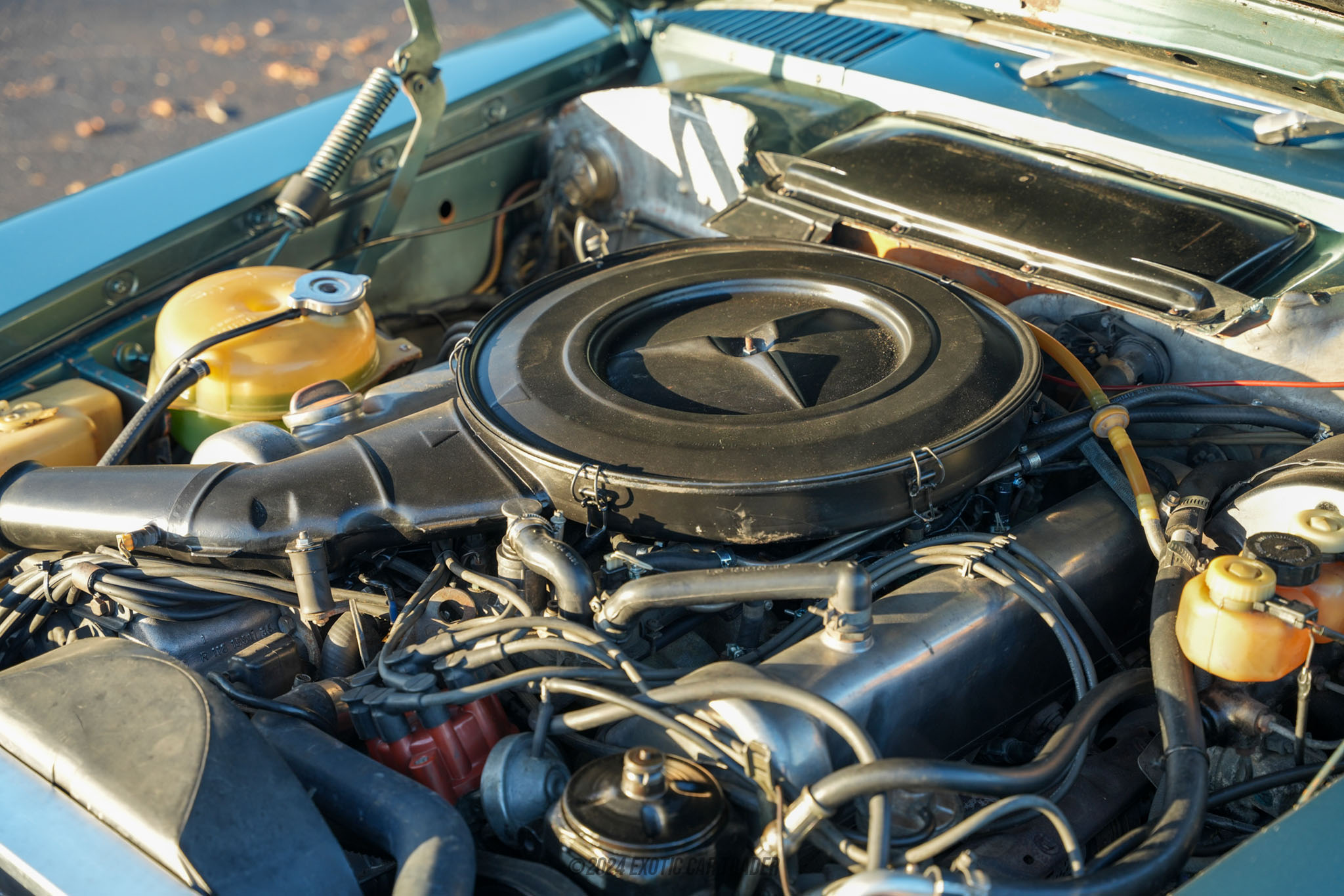 1975 Mercedes-Benz 450SL - Engine Photo
