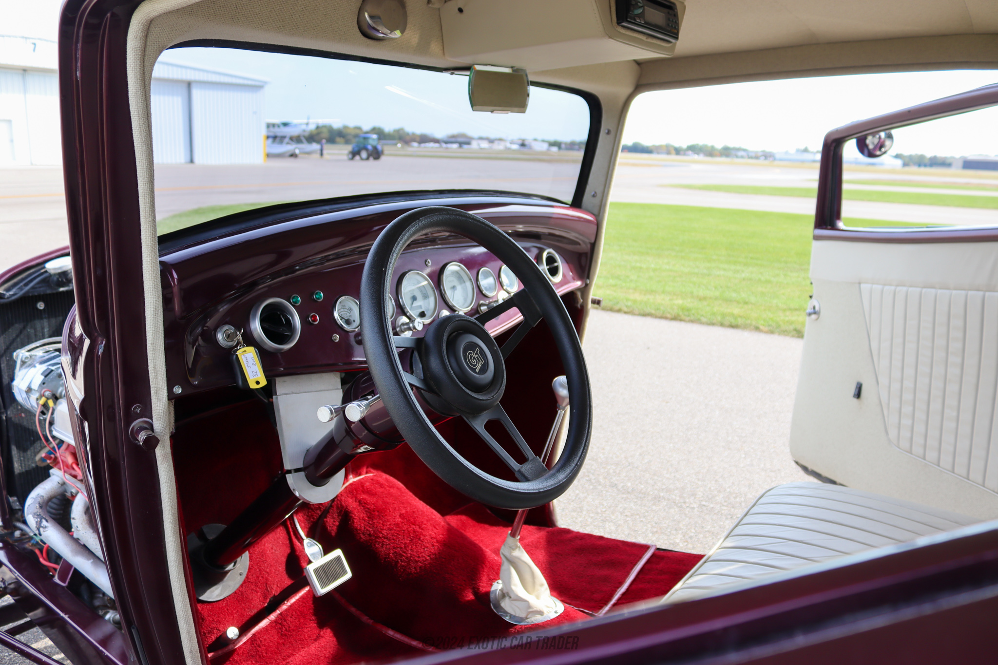 1932 Ford Deluxe  - Interior Photo