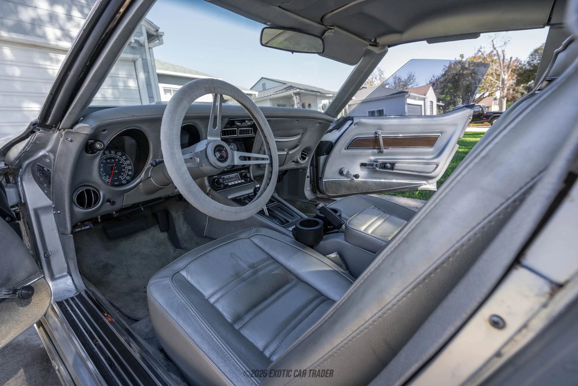 Chevrolet Corvette Chevrolet Corvette - Interior
