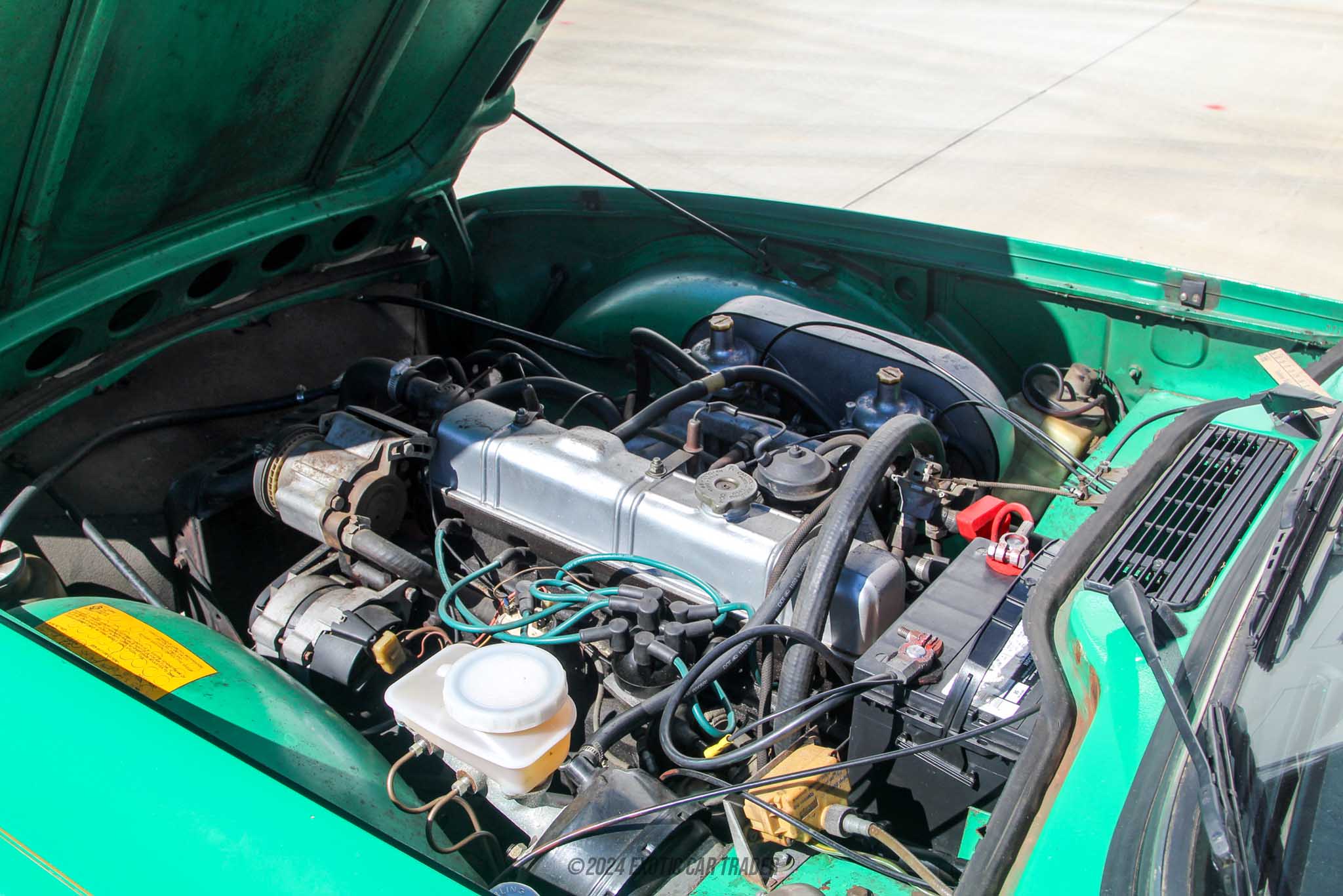 1976 Triumph TR6 - Engine Photo