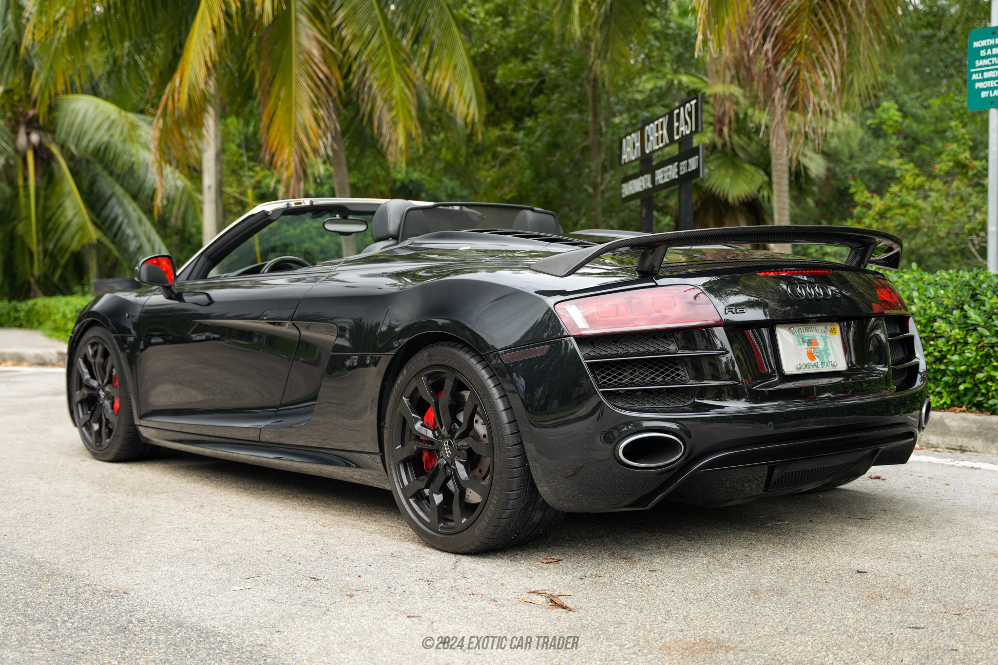 2011 Audi R8 - Engine Photo