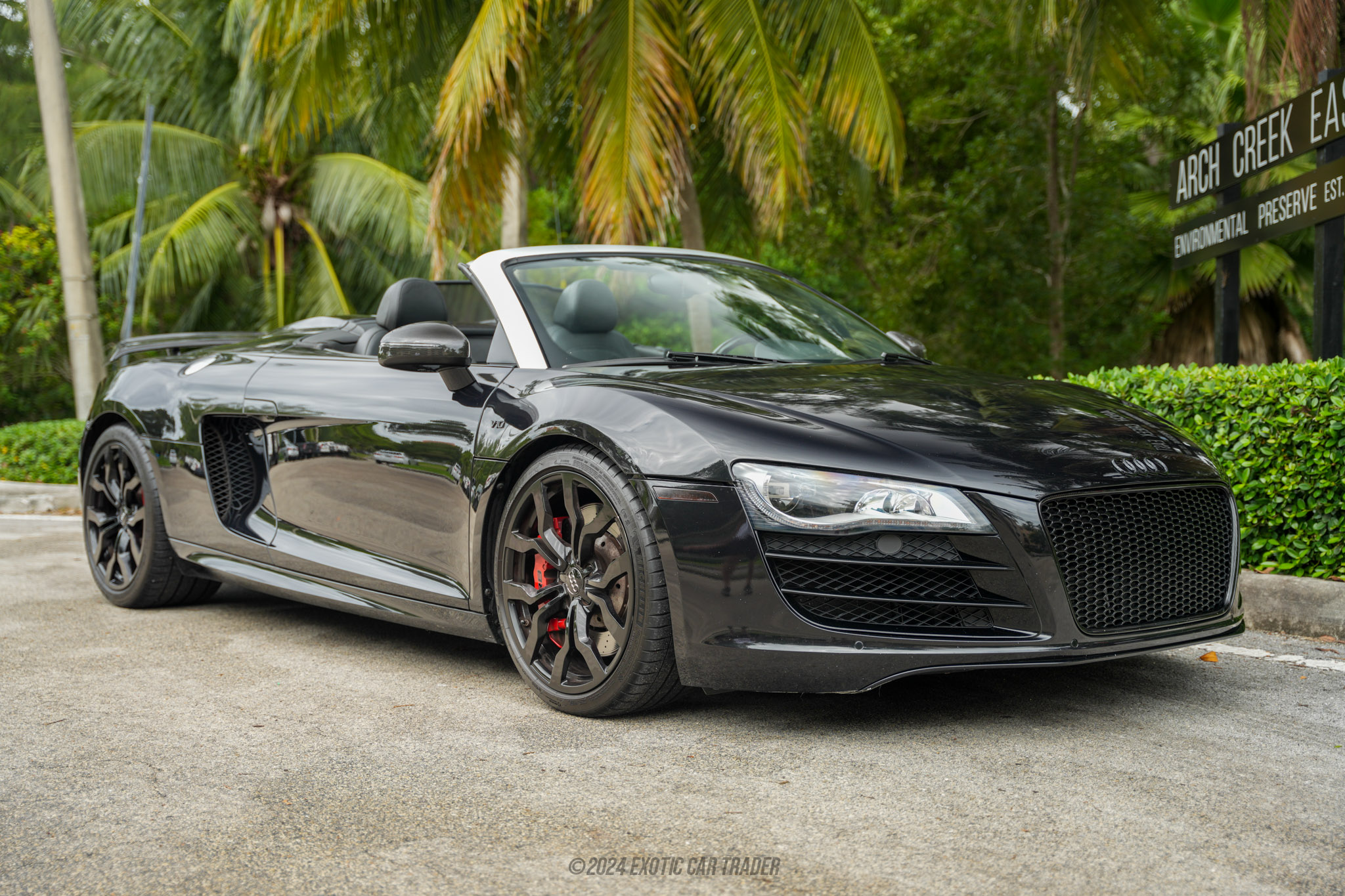 2011 Audi R8 - Overview Photo