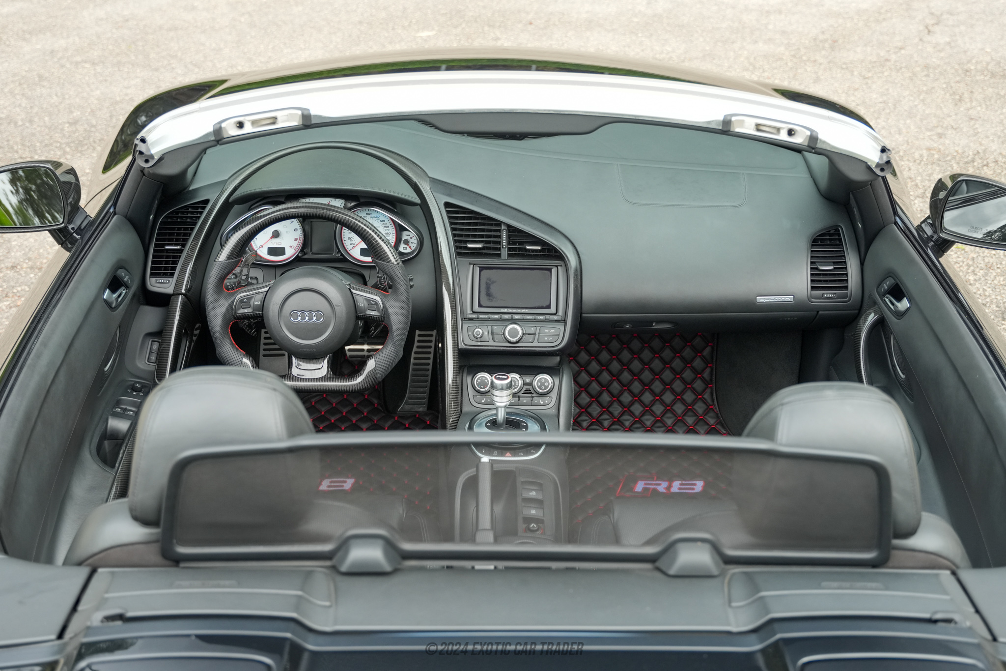 2011 Audi R8 - Interior Photo
