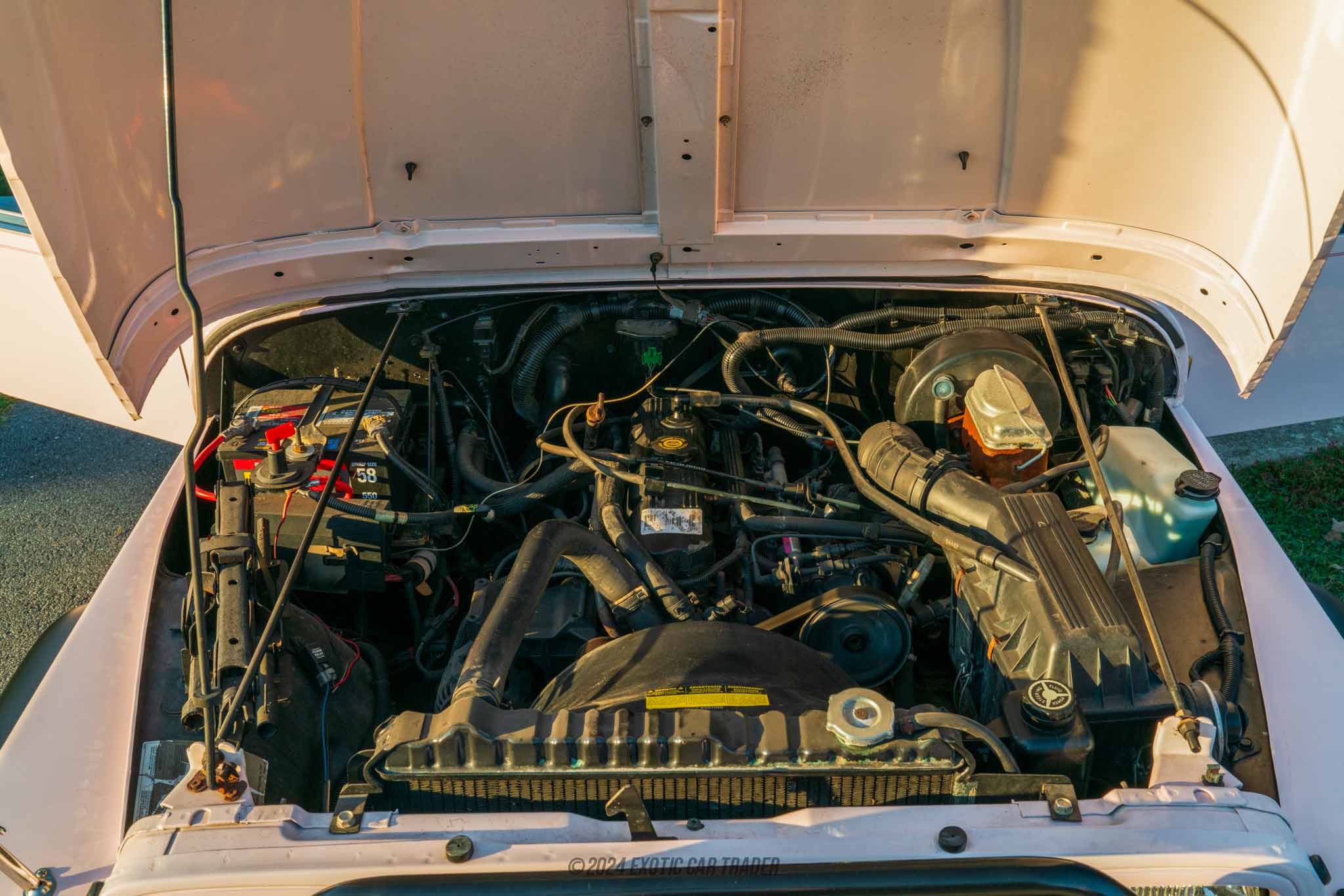 1995 Jeep Wrangler - Engine Photo