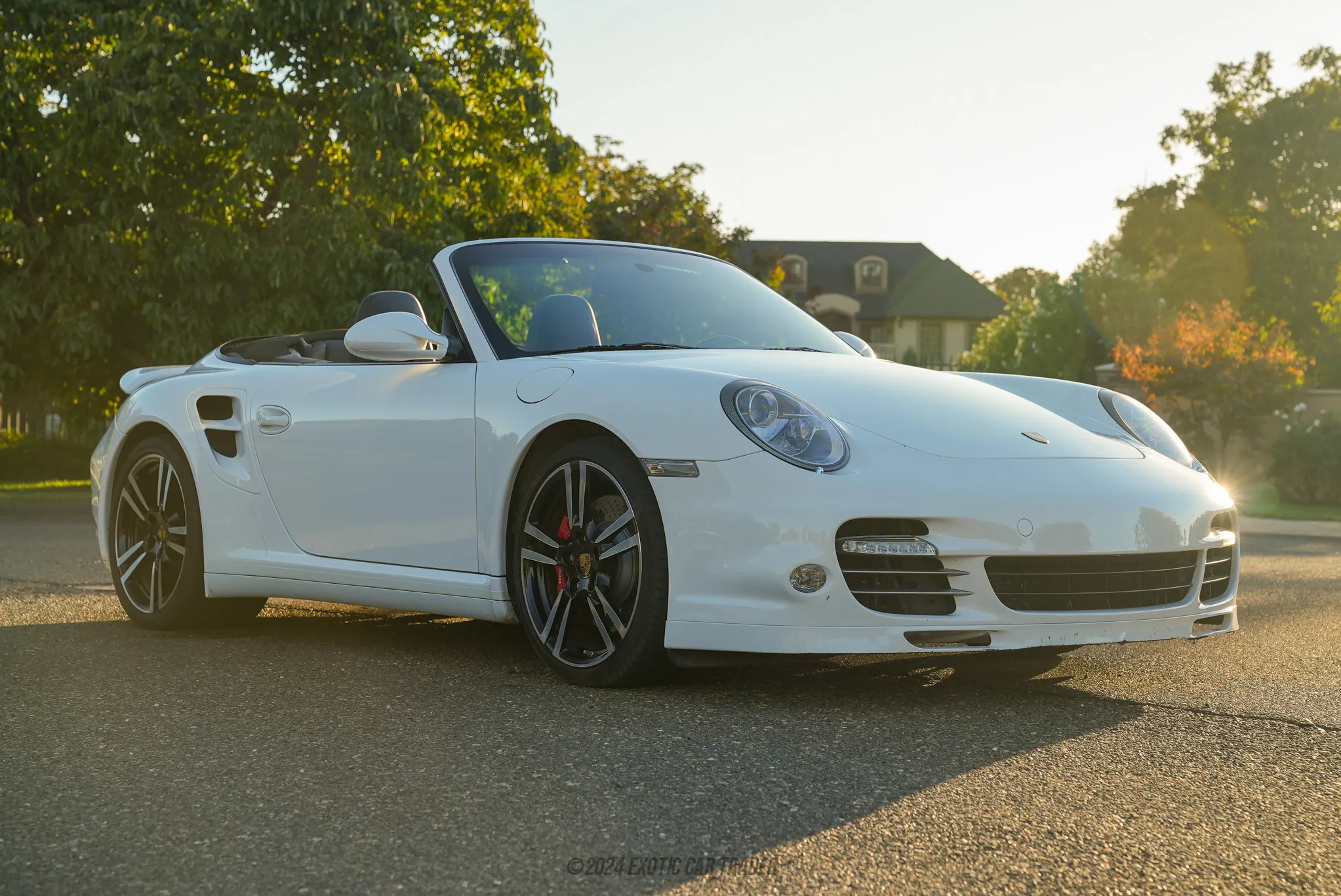 2011 Porsche 911 - Overview Photo