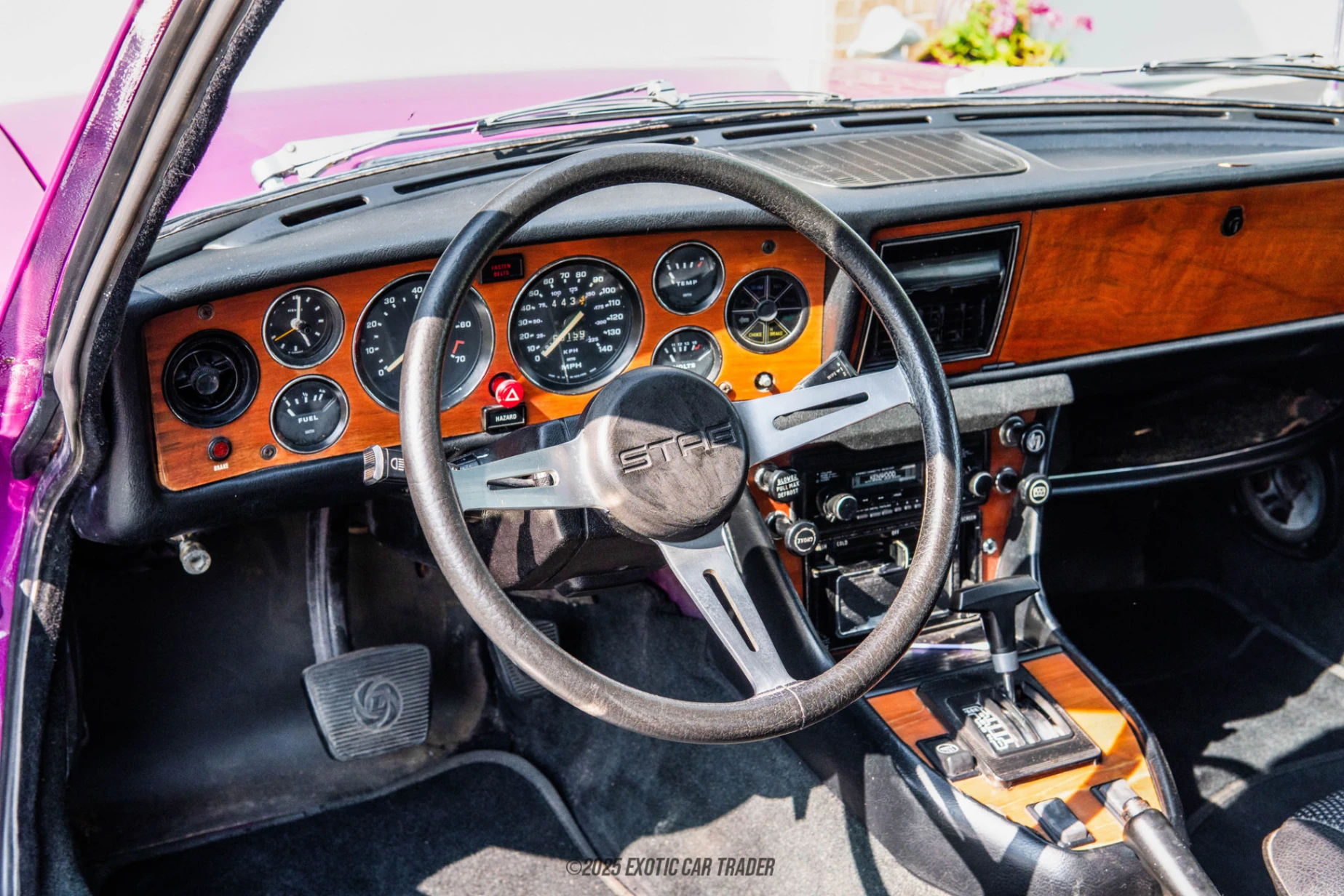 1972 Triumph Stag - Interior Photo