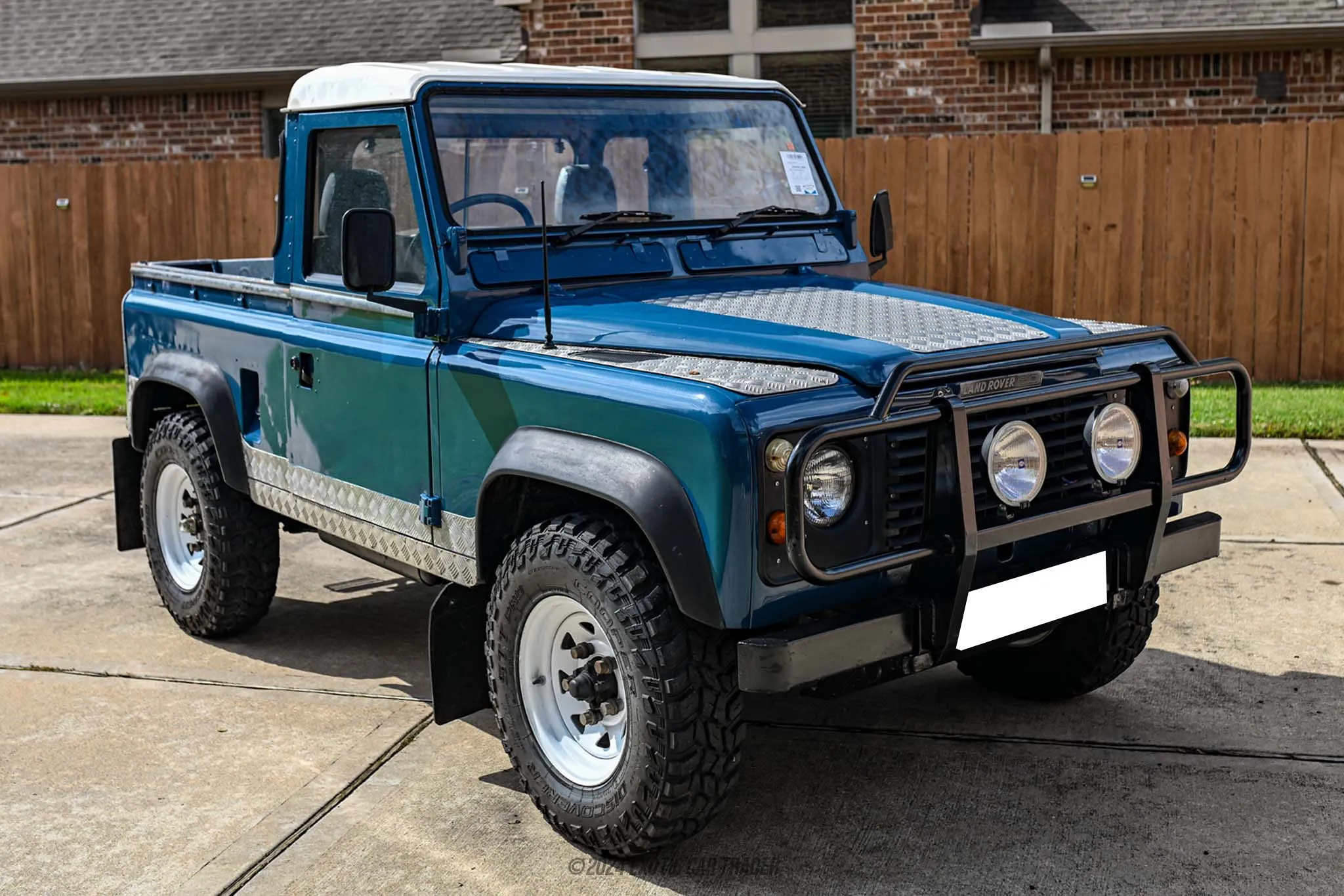 1984 Land Rover Defender - Overview Photo
